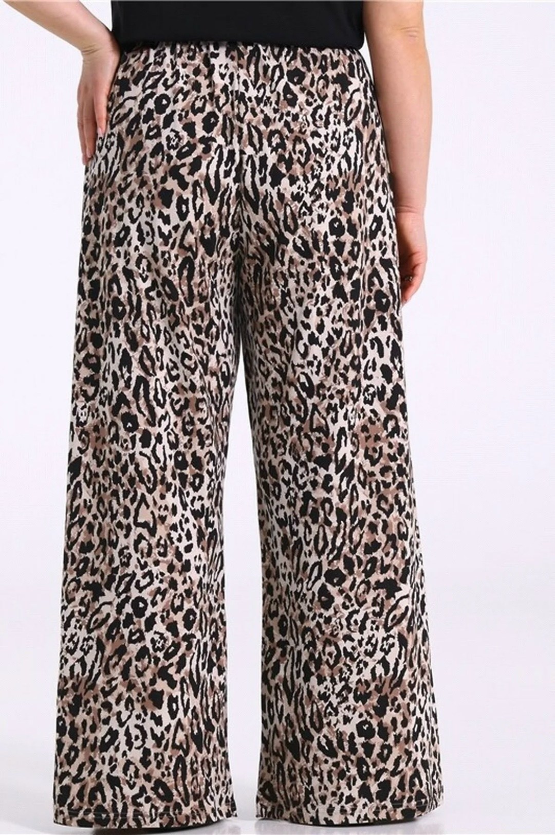 широкие брюки с леопардовым принтом vero moda,брюки черный леопард на коричневом,брюки 1жбб4618001н черный леопард на коричневом,брюки с леопардовым принтом,брюки buter 2893 принт леопард