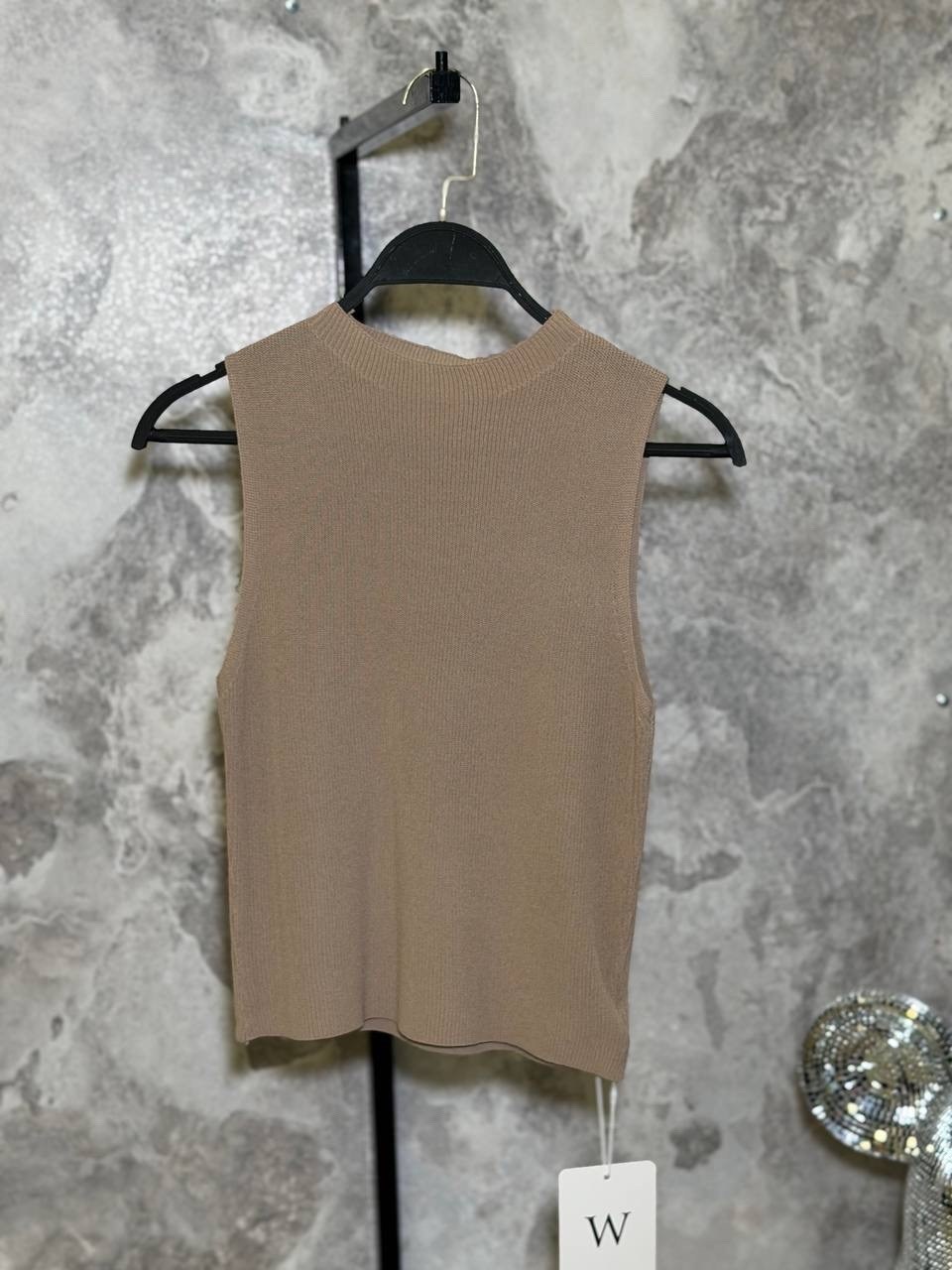 вязаная майка,вязаные жилеты,топ женский,трикотажный топ,майка топы