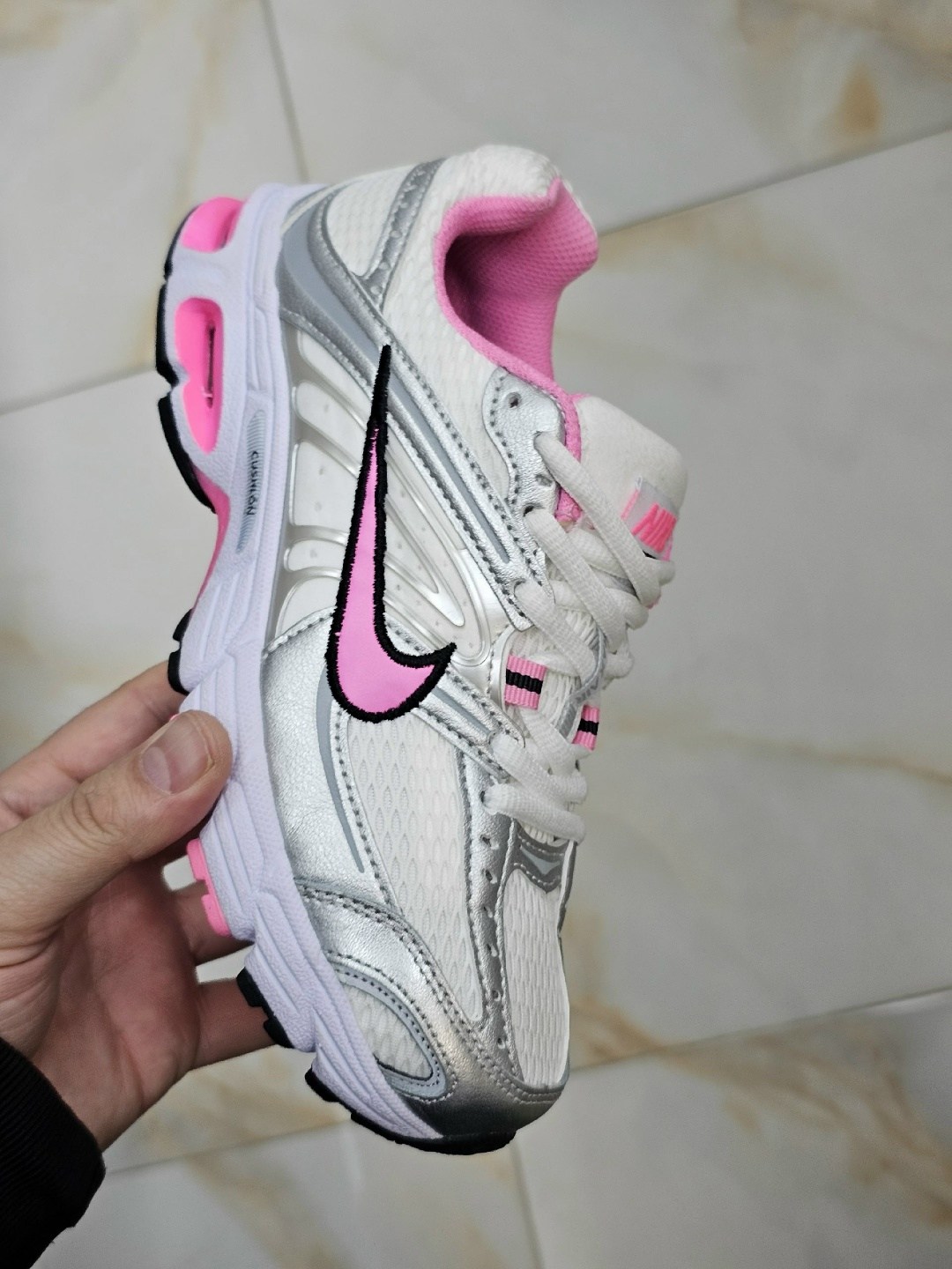 женские кроссовки nike air zoom vomero 5,кроссовки nike zoom vomero 5,кроссовки nike air zoom vomero 5,женские кроссовки nike,кроссовки