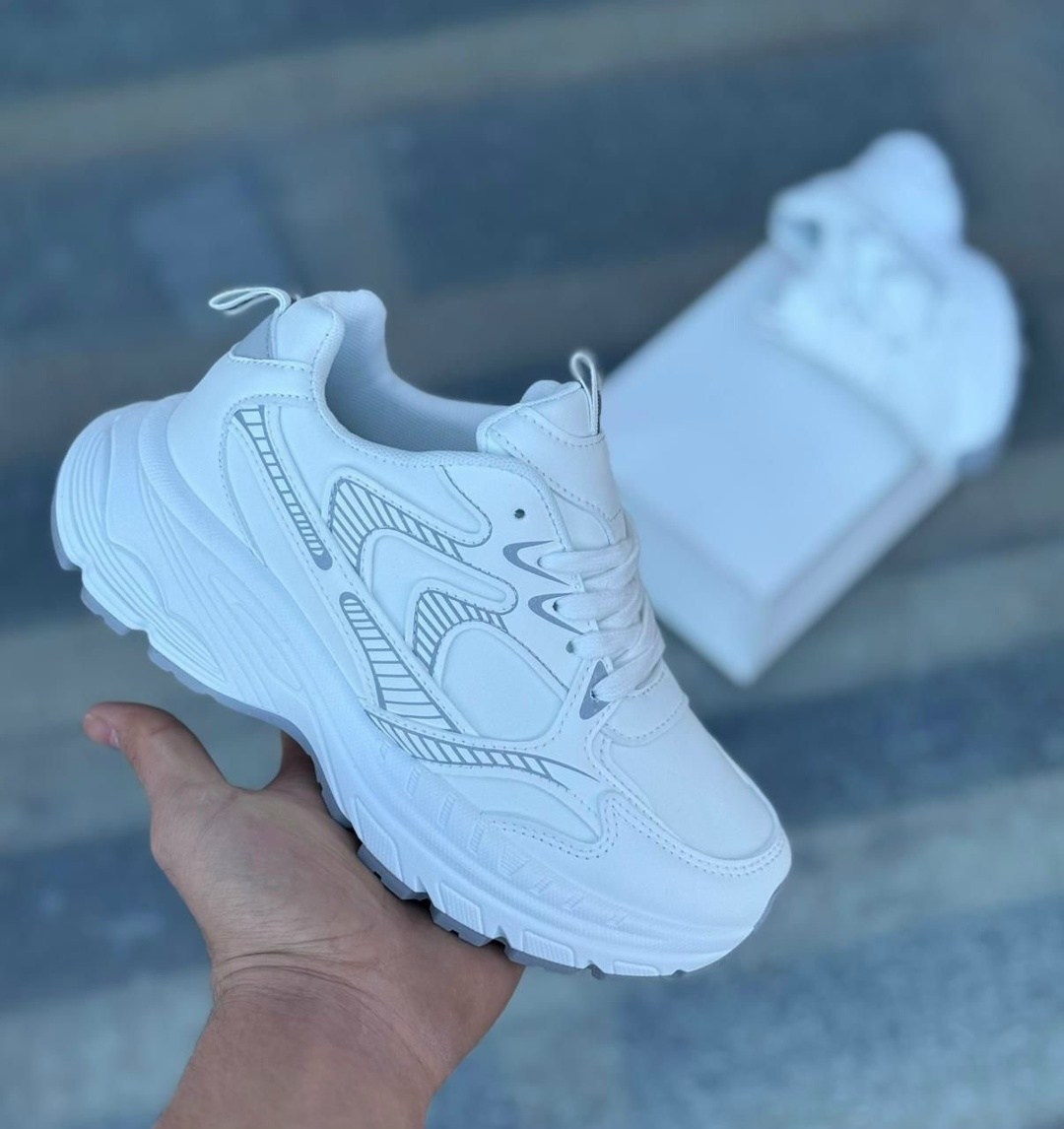 кроссовки,кроссовки женские,белые кроссовки,модные кроссовки,кроссовки на пенке женские