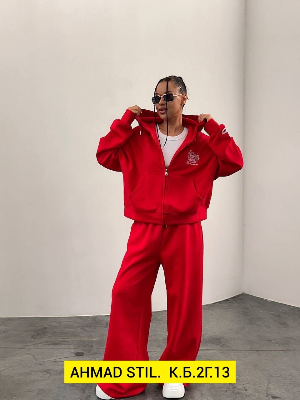 спортивный костюм женский,костюм женский с капюшоном,спортивный костюм,костюм женский ,костюмчик