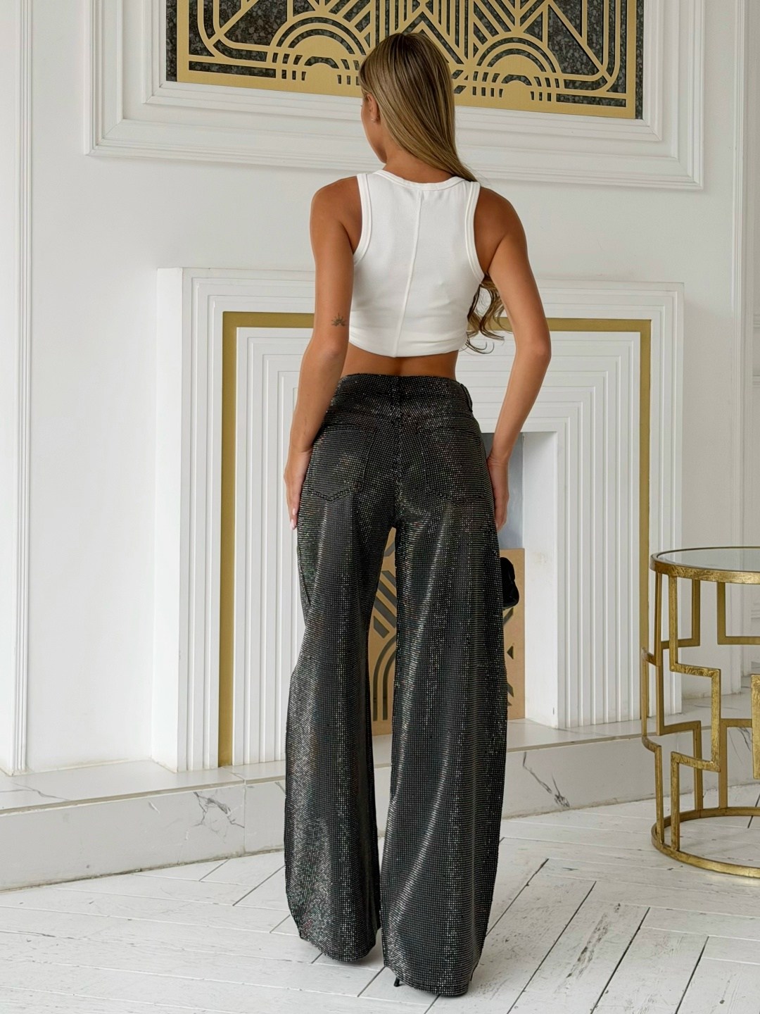 брюки с пайетками,джинсы со стразами,брюки стразами,женские джинсы со стразами,широкие брюки