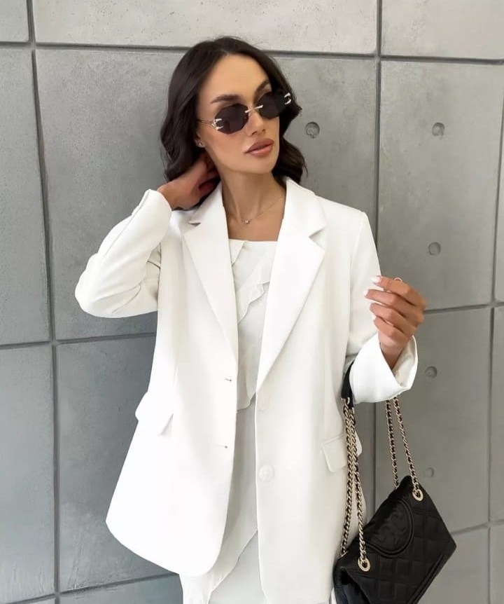 пиджак оверсайз удлиненный чикабосс цвет белый молочный,женский пиджак оверсайз удлиненный чикабосс 230102374,пиджак оверсайз удлиненный чикабосс 230102374,белый пиджак оверсайз,пиджак оверсайз удлине