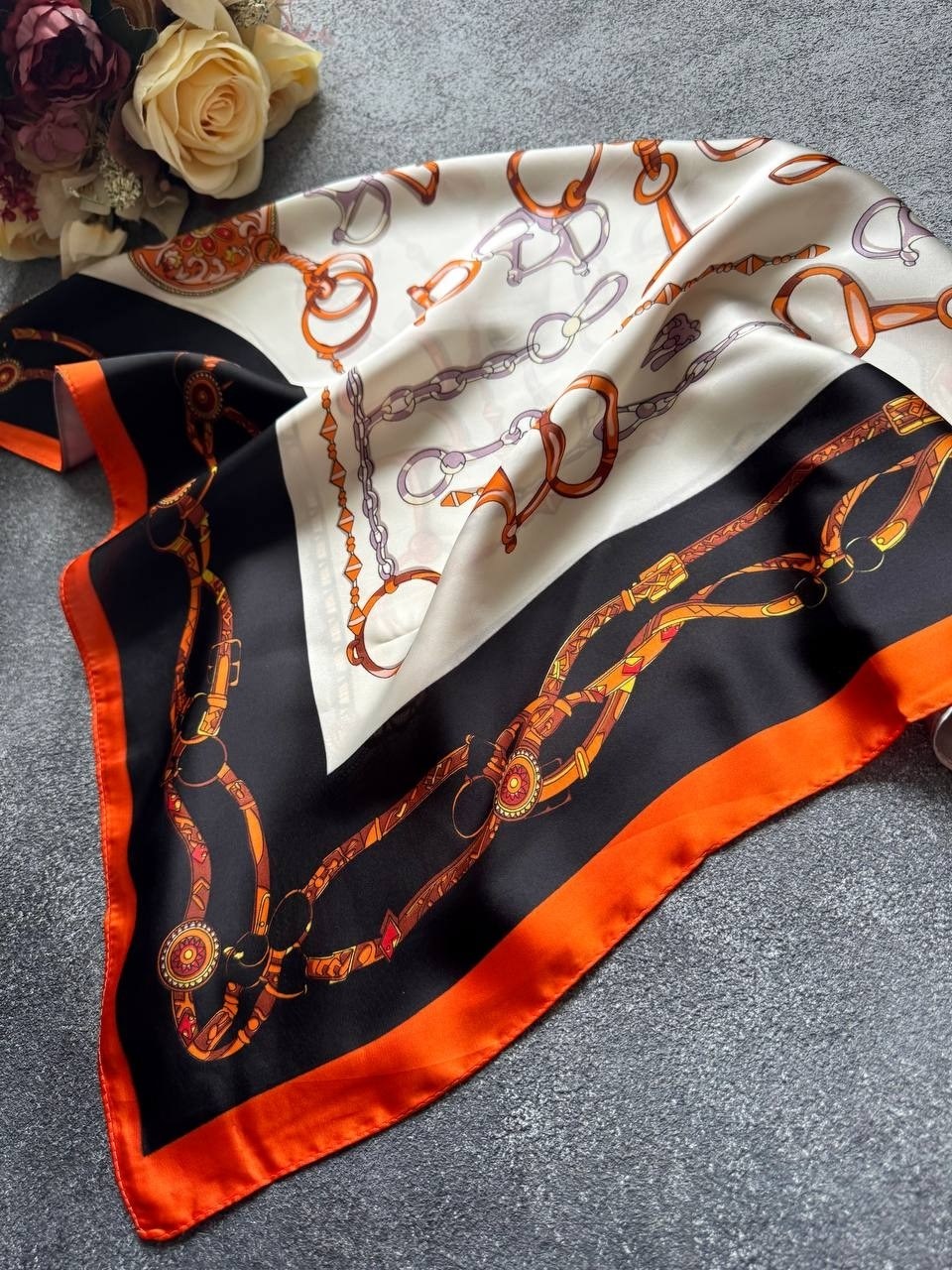 шелковый платок,шелковый шарф,женский шелковый шарф,брендовый платок,шелковый платок женский