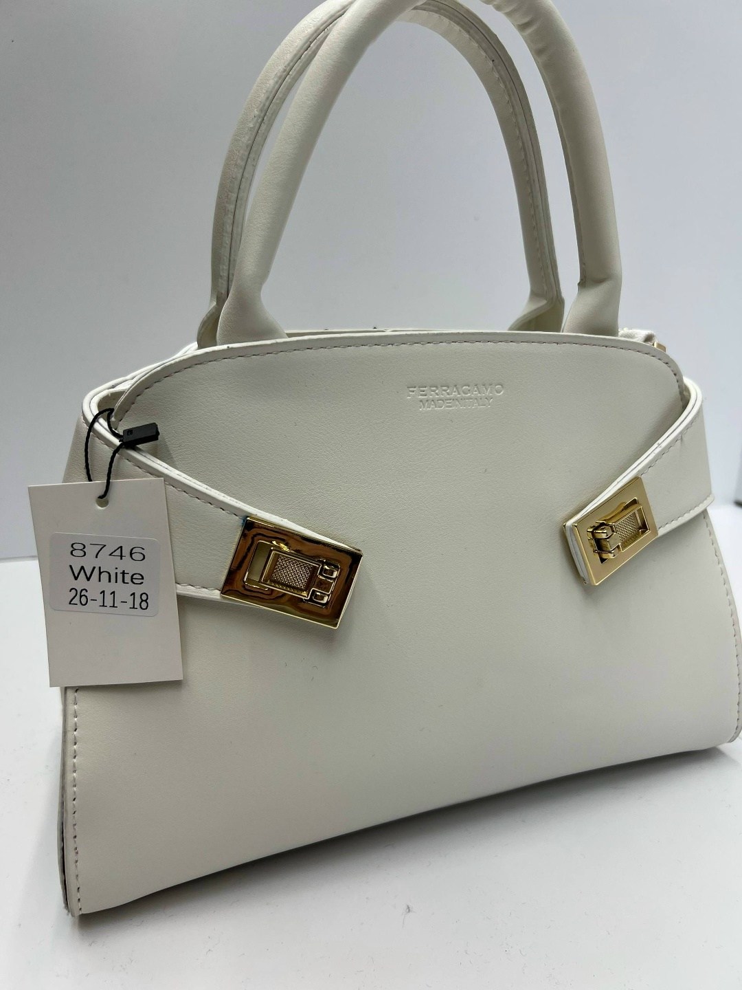 сумка,женская сумка,сумка ferragamo,бежевая сумка,сумка фенди оригинал