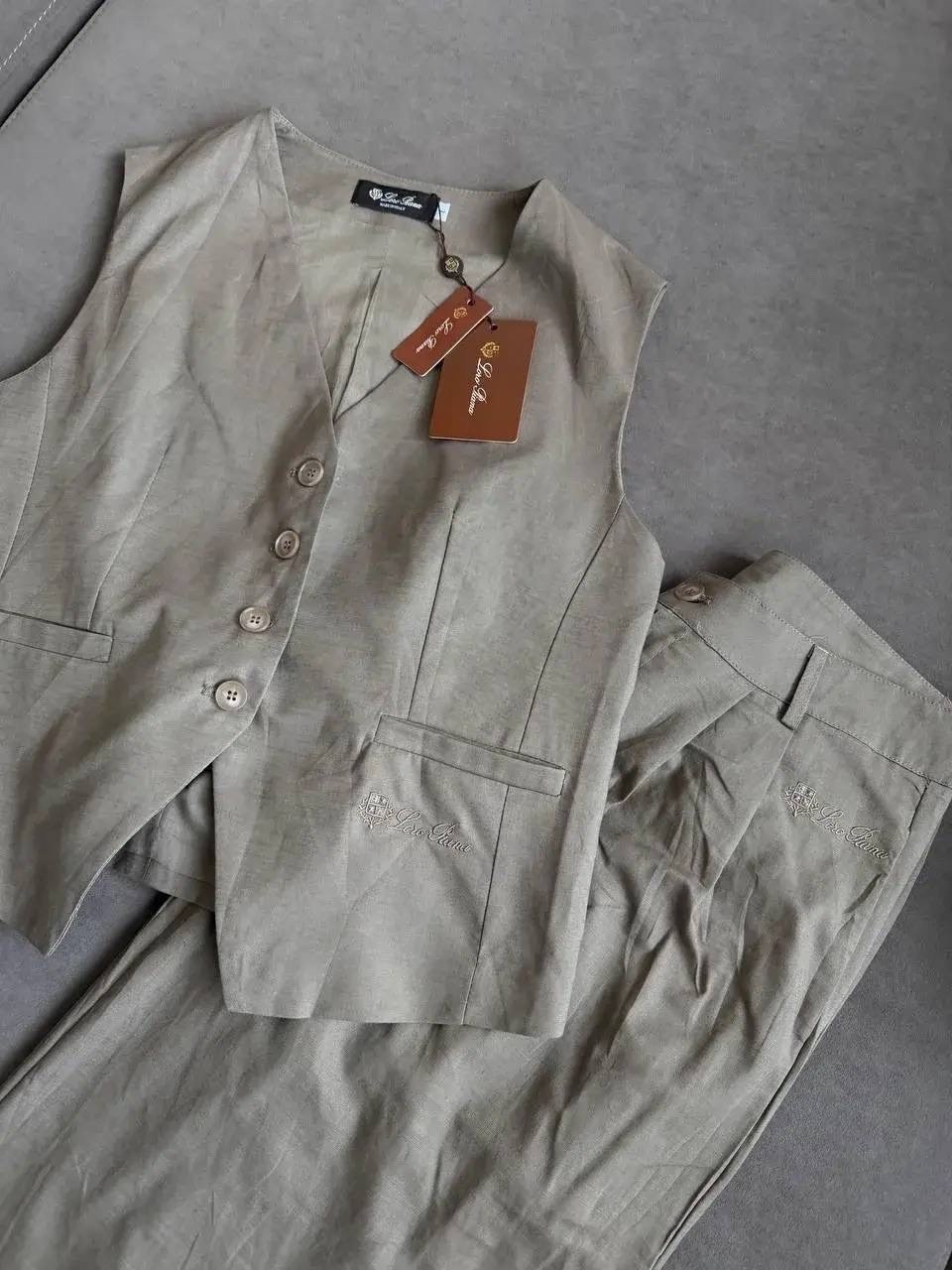 женский брючный костюм,жилет льняной,жилет женский,брючной костюм,льняной костюм с жилеткой женский