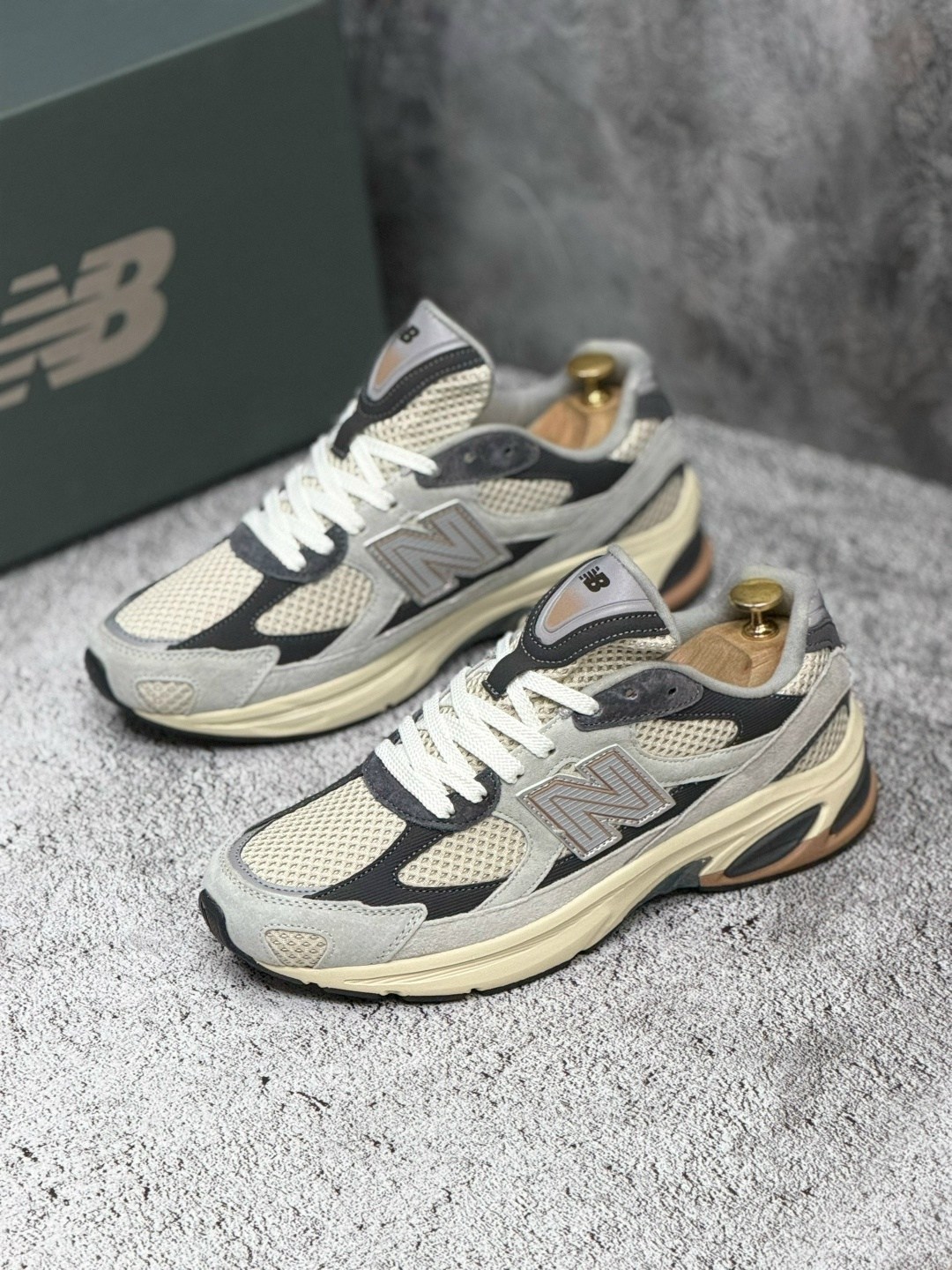 кроссовки new balance 9060,кроссовки new balance,кроссовки мужские new balance,кроссовки,кроссовки 2002r из замши и сетки new balance мультиколор