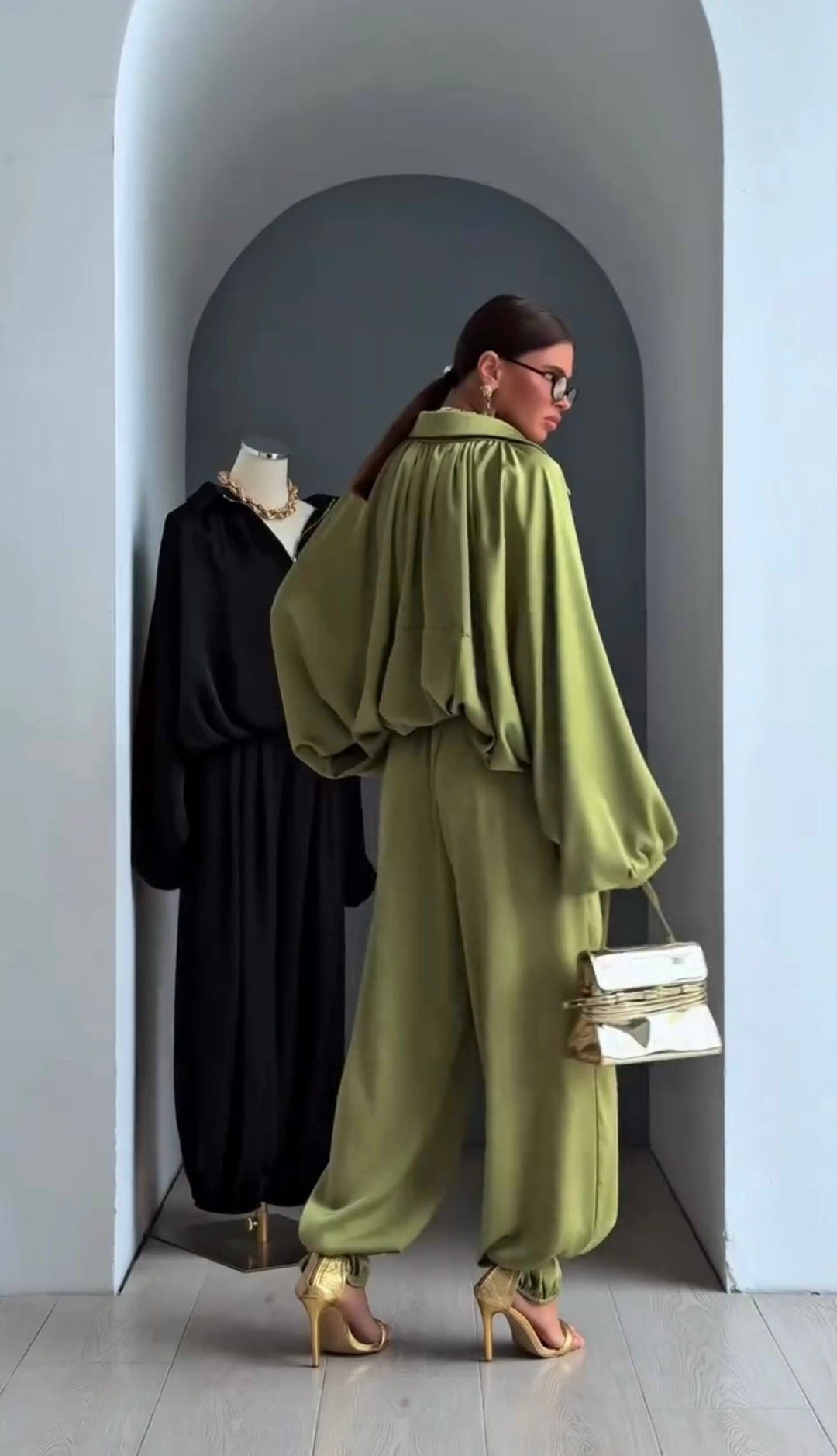 атласный костюм,костюм с брюками,костюм в пижамном стиле,комплект костюм