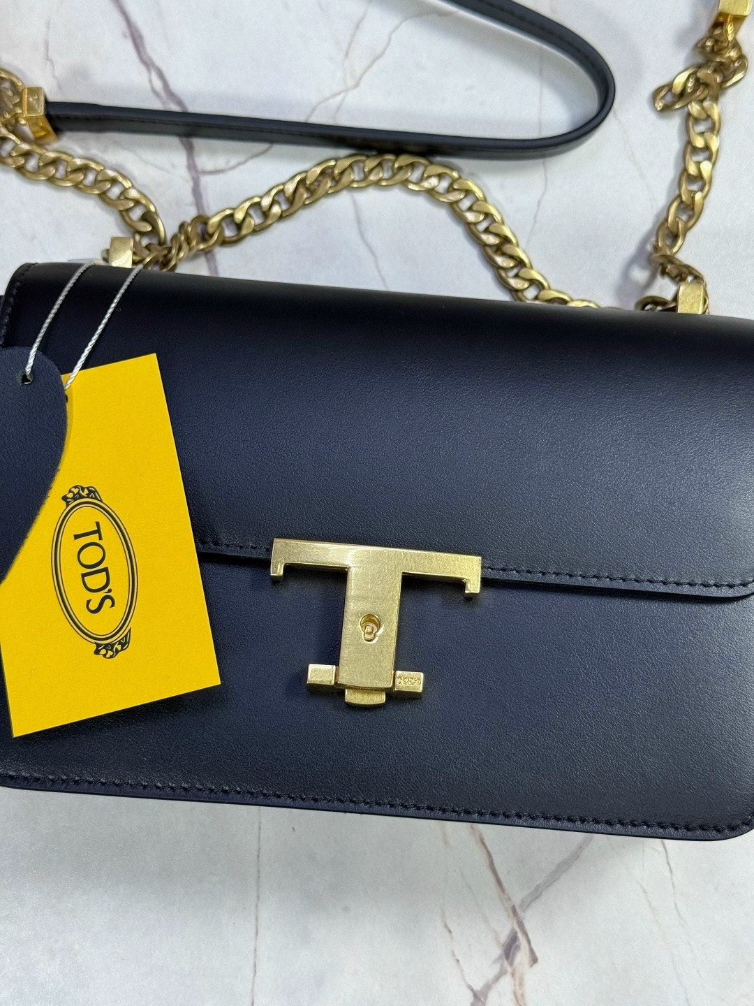 сумка,tod’s сумка багет на плечо,сумка на плечо,сумки модные,сумки женская