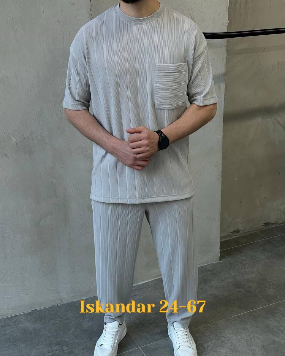 мужской костюм черный,мужская мода,костюм с футболкой,футболки мужские оверсайз,костюм черный