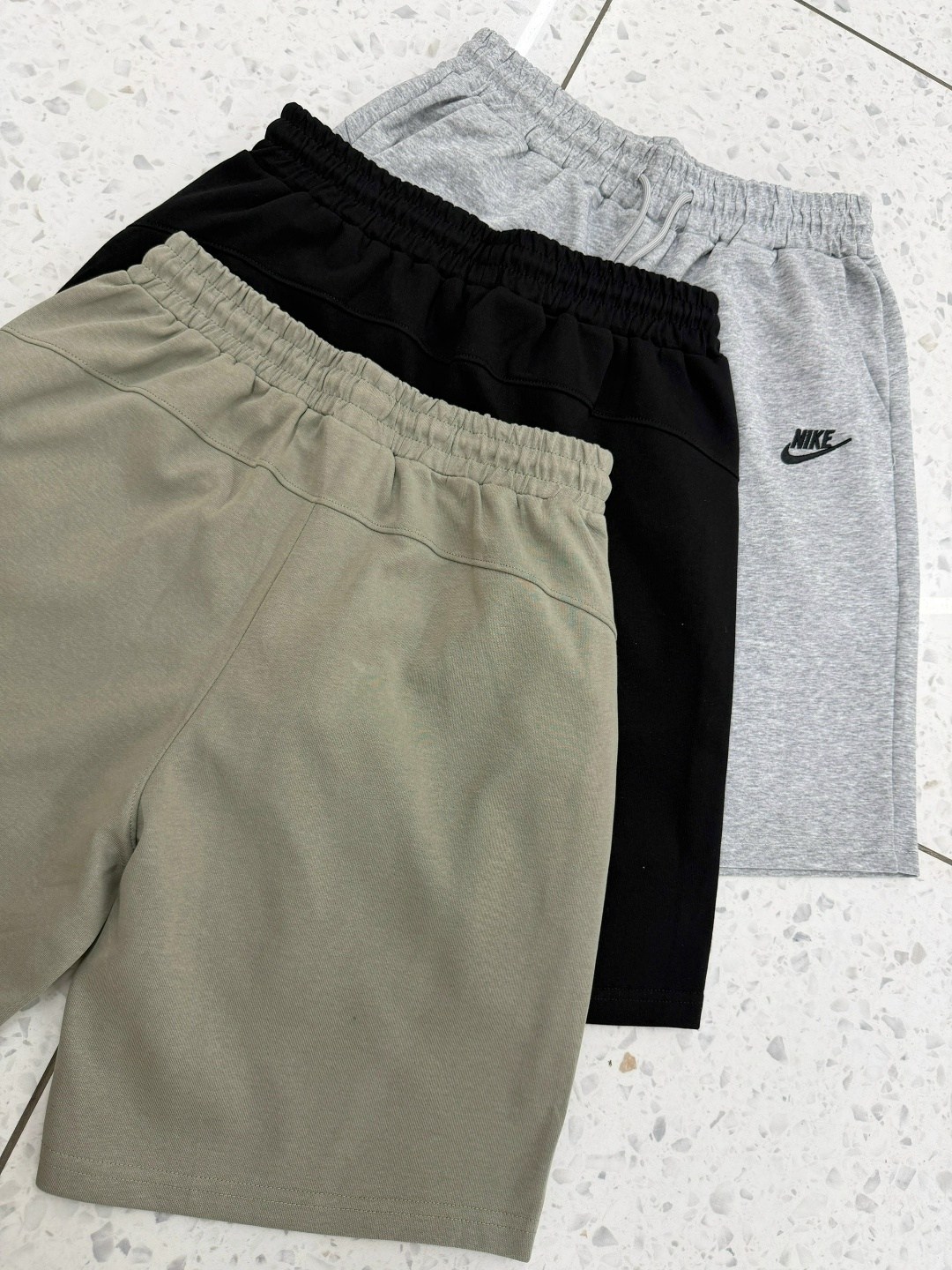 мужские шорты nike,шорты nike tech fleece,шорты мужские,мужские спортивные шорты,шорты найк