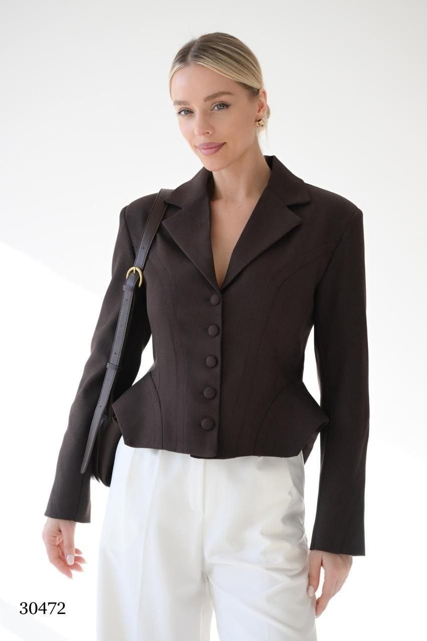 жакет,жакет с баской,красный жакет,пиджак александр маккуин,женские жакеты