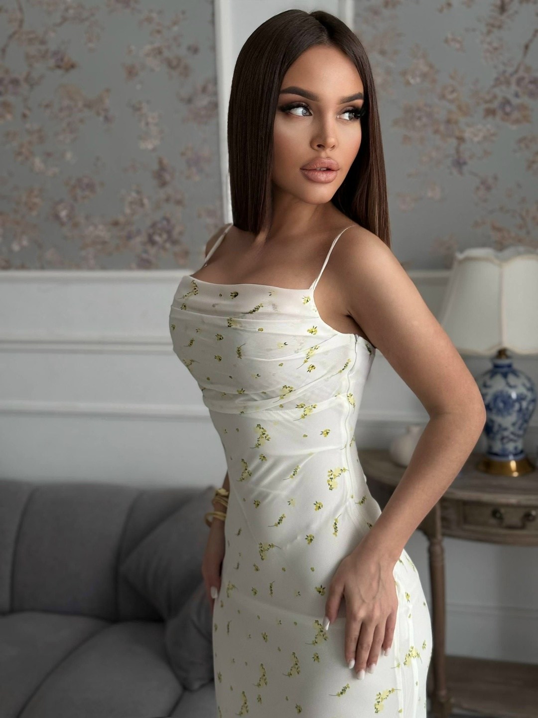 платье женской,вырез платья,платье летнее,платье,летнее платье макси