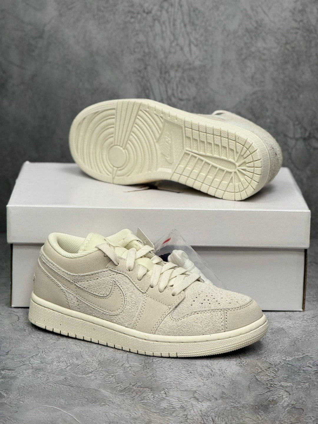 nike air jordan 1 low,nike air jordan 1 low se,кроссовки air jordan 1 low,air jordan 1 low,nike air jordan 1 low se craft