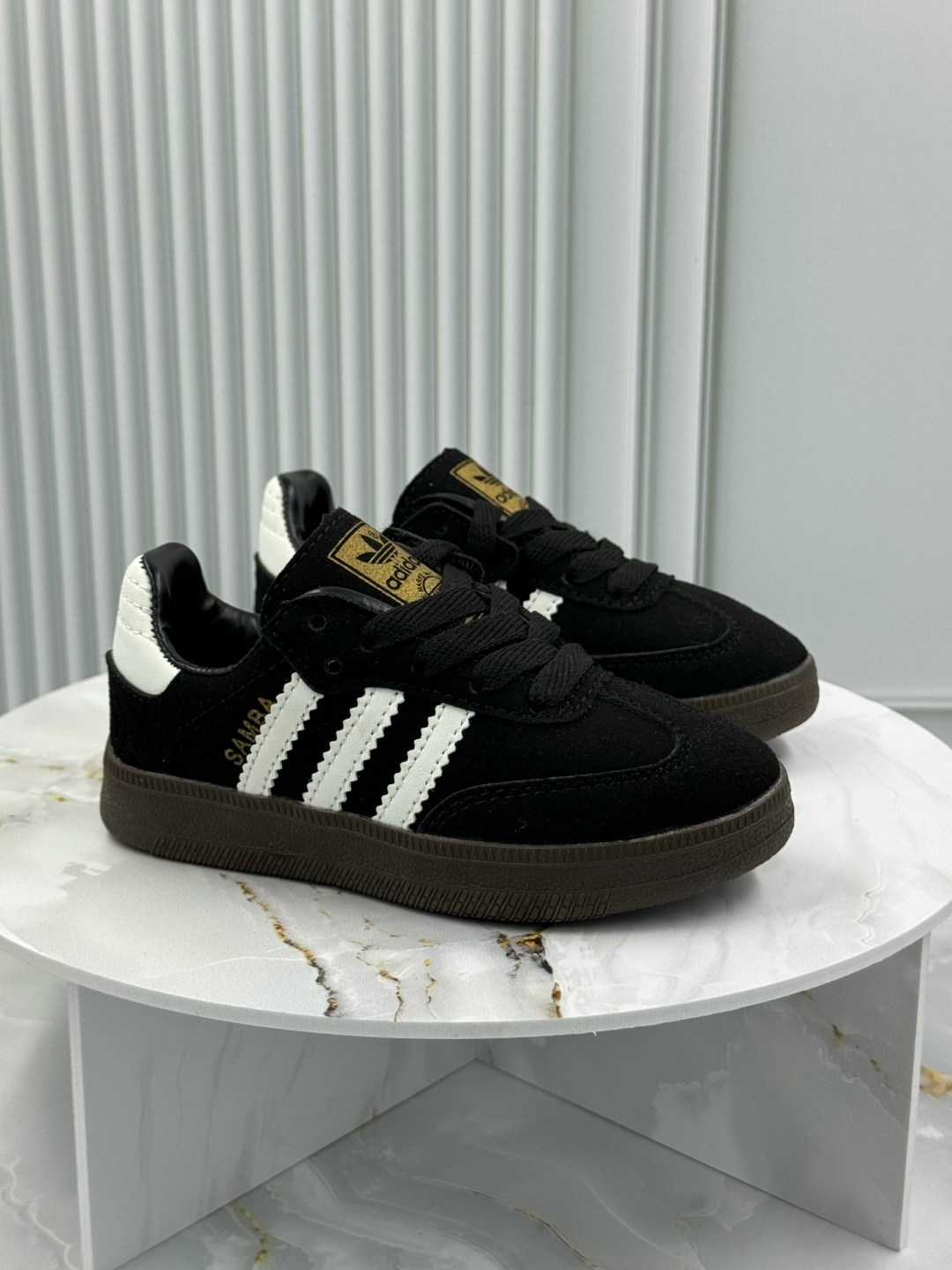 ,кроссовки adidas,кроссовки adidas samba,кроссовки эко,мужские кроссовки adidas samba