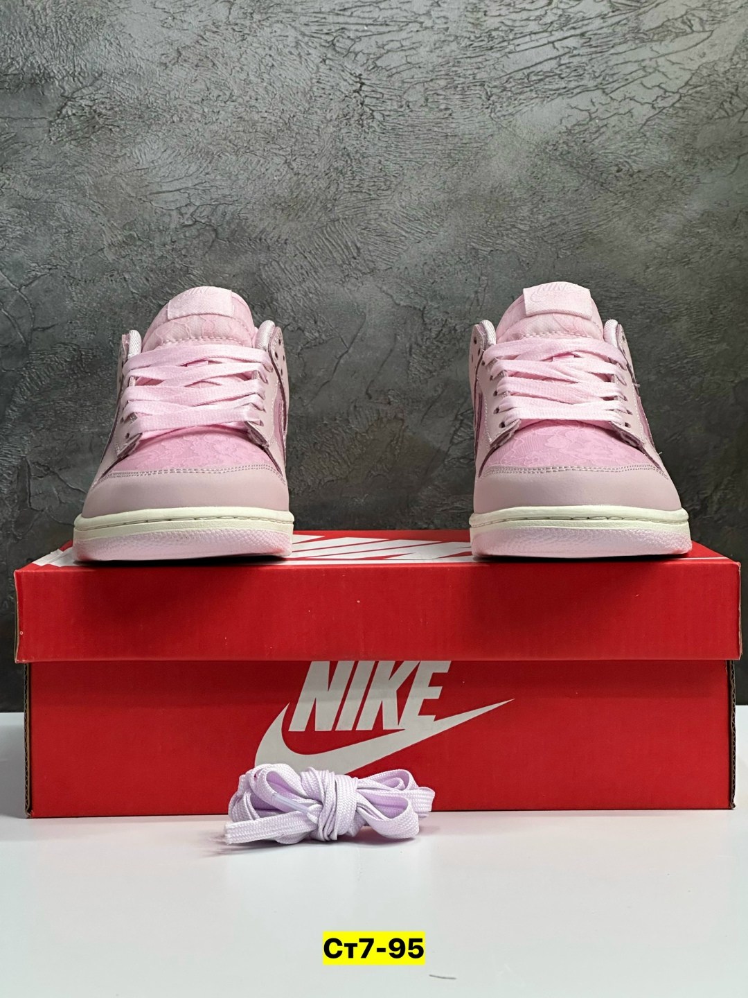 кроссовки nike sb dunk low pink,кроссовки nike sb dunk low,кроссовки женские nike dunk low,nike dunk low pink pigeon,кроссовки nike sb dunk low pink pigeon