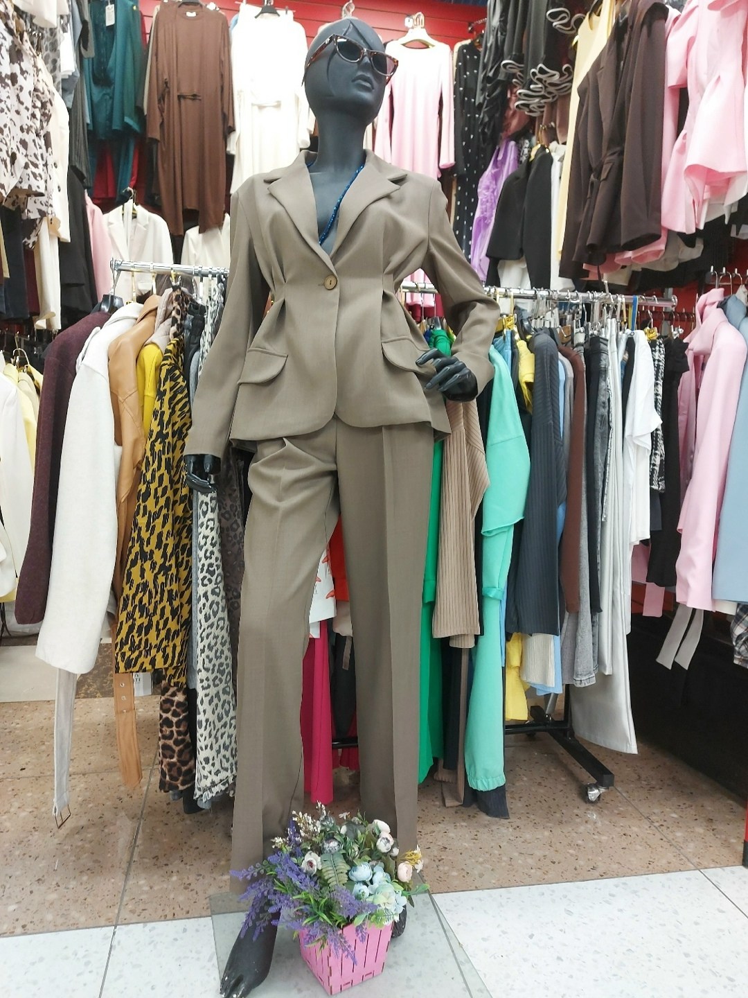 брючный костюм,костюм классический,женский костюм,стильные женские костюмы