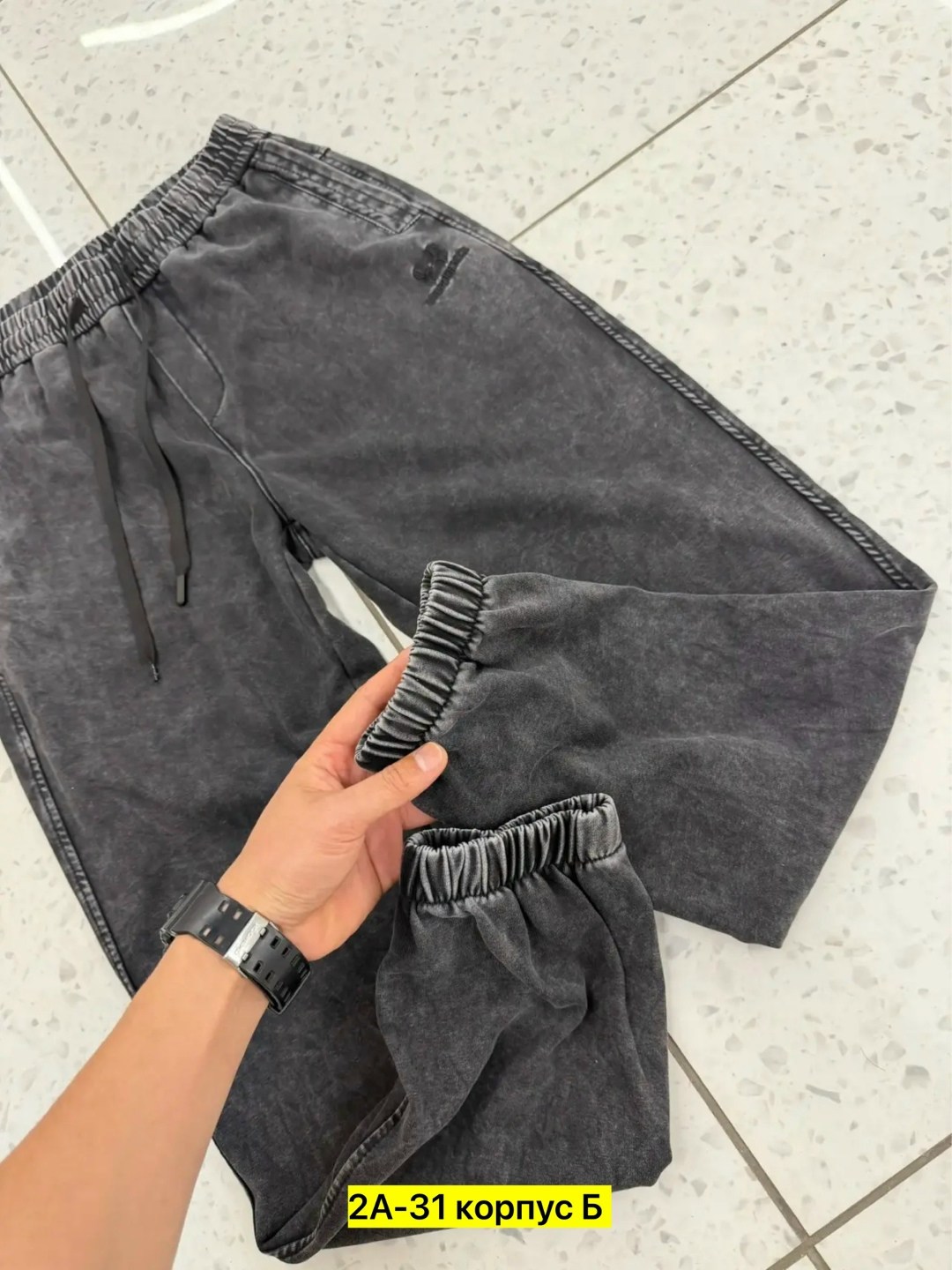 джинсы мужские,джоггеры мужские,брюки джоггеры,джинсы мужские модные,мужская мода