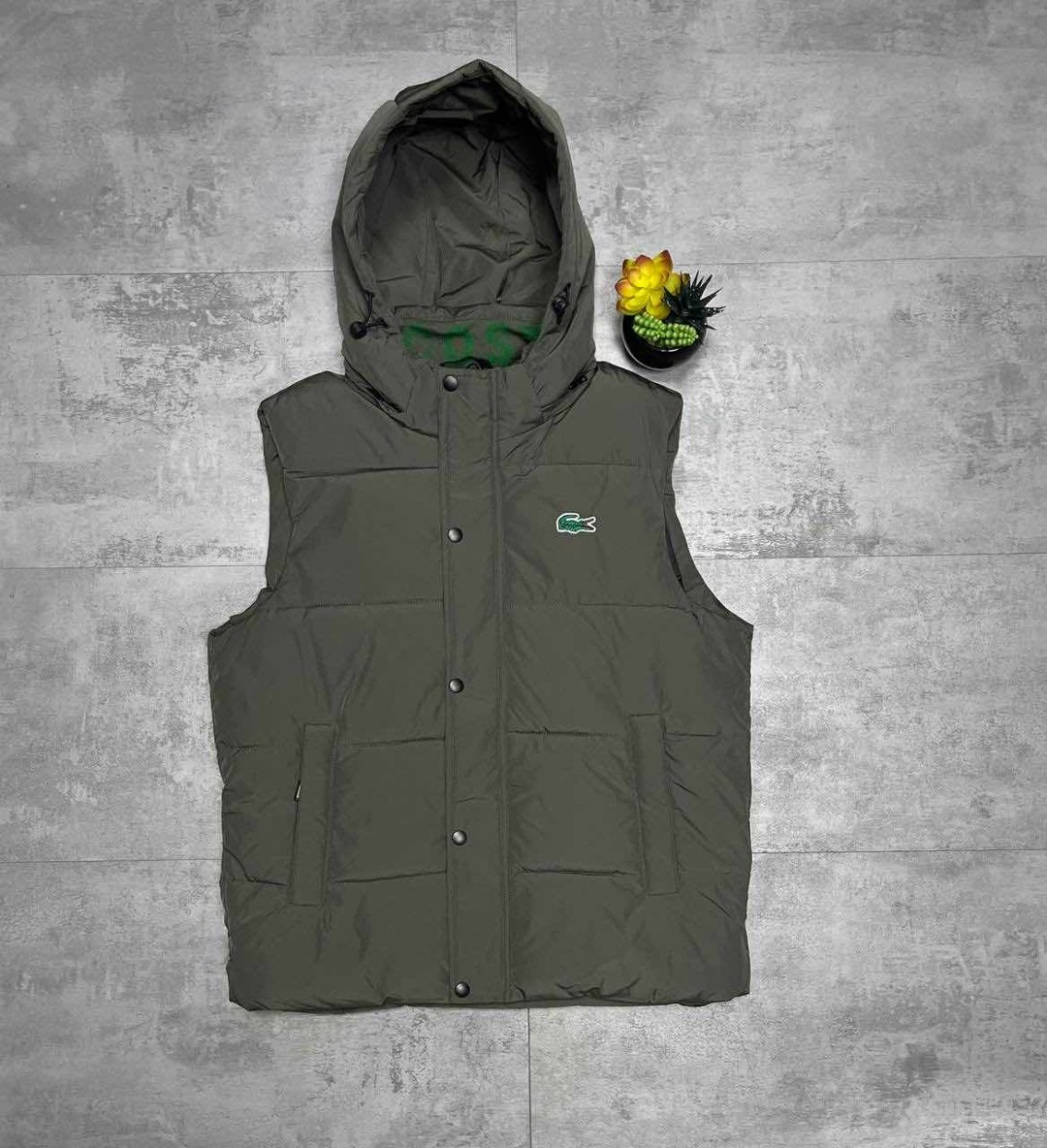 жилетка спортивная,жилетка мужская,жилет мужской,жилет lacoste,жилетка