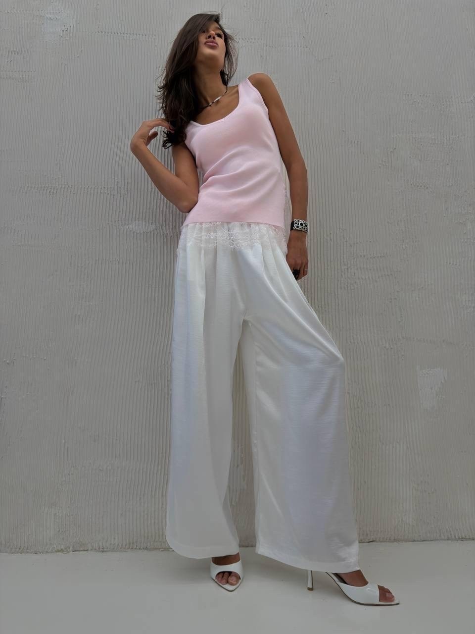 брюки палаццо,широкие брюки,брюки с широкими штанинами,женские широкие брюки,женские шаровары широкие брюки-палаццо