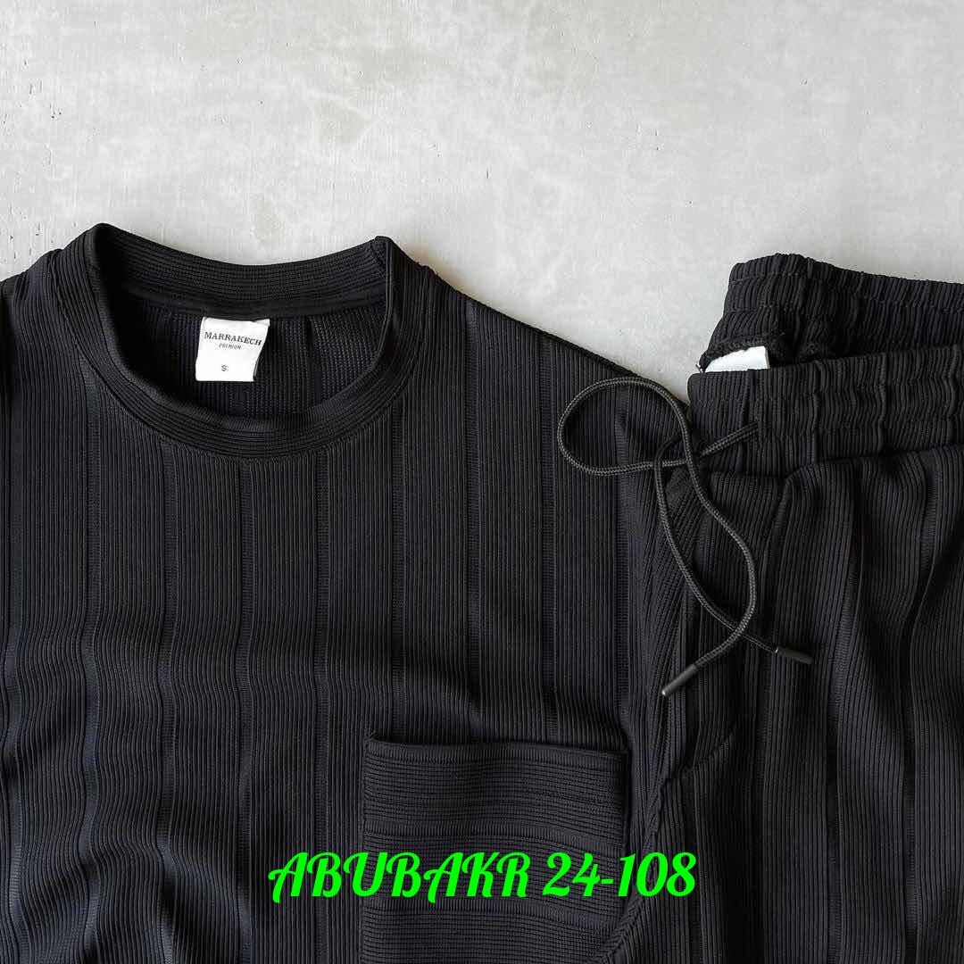 мужской костюм черный,мужская мода,костюм с футболкой,костюм черный,костюм двойка лапша