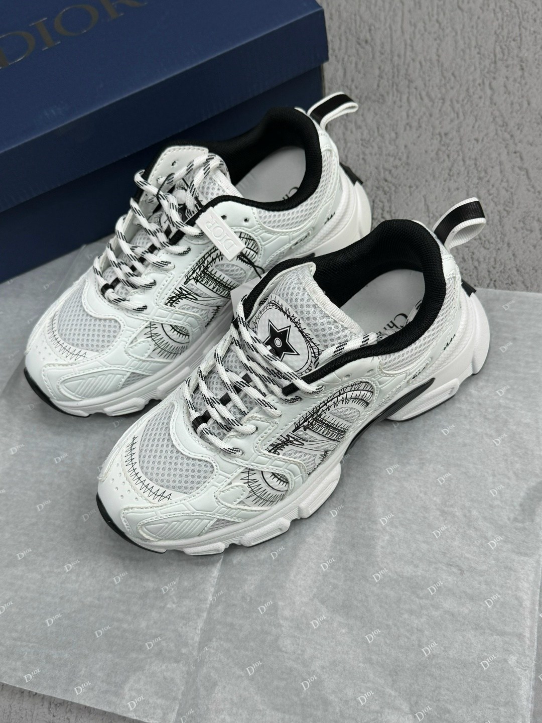 кроссовки dior,кроссовки,кроссовки брендовые,кроссовки christian dior,женские кроссовки