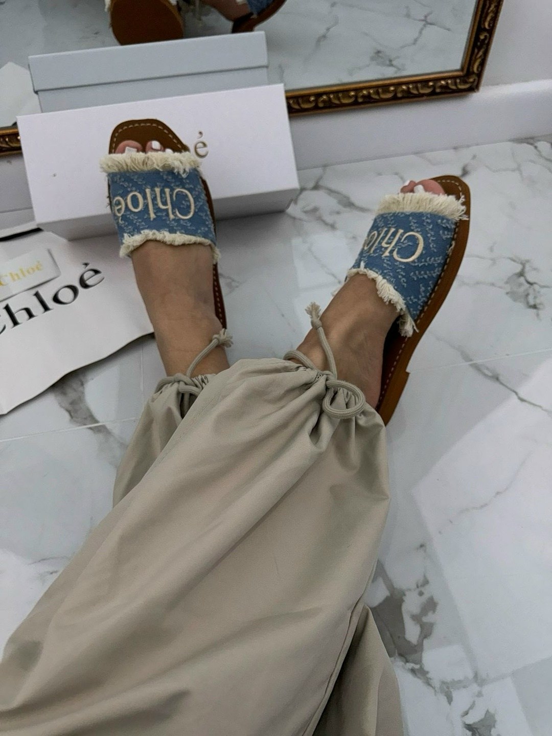 ,женские шлепанцы,шлепки кристиан диор женские,модные сандалии,модные тапочки