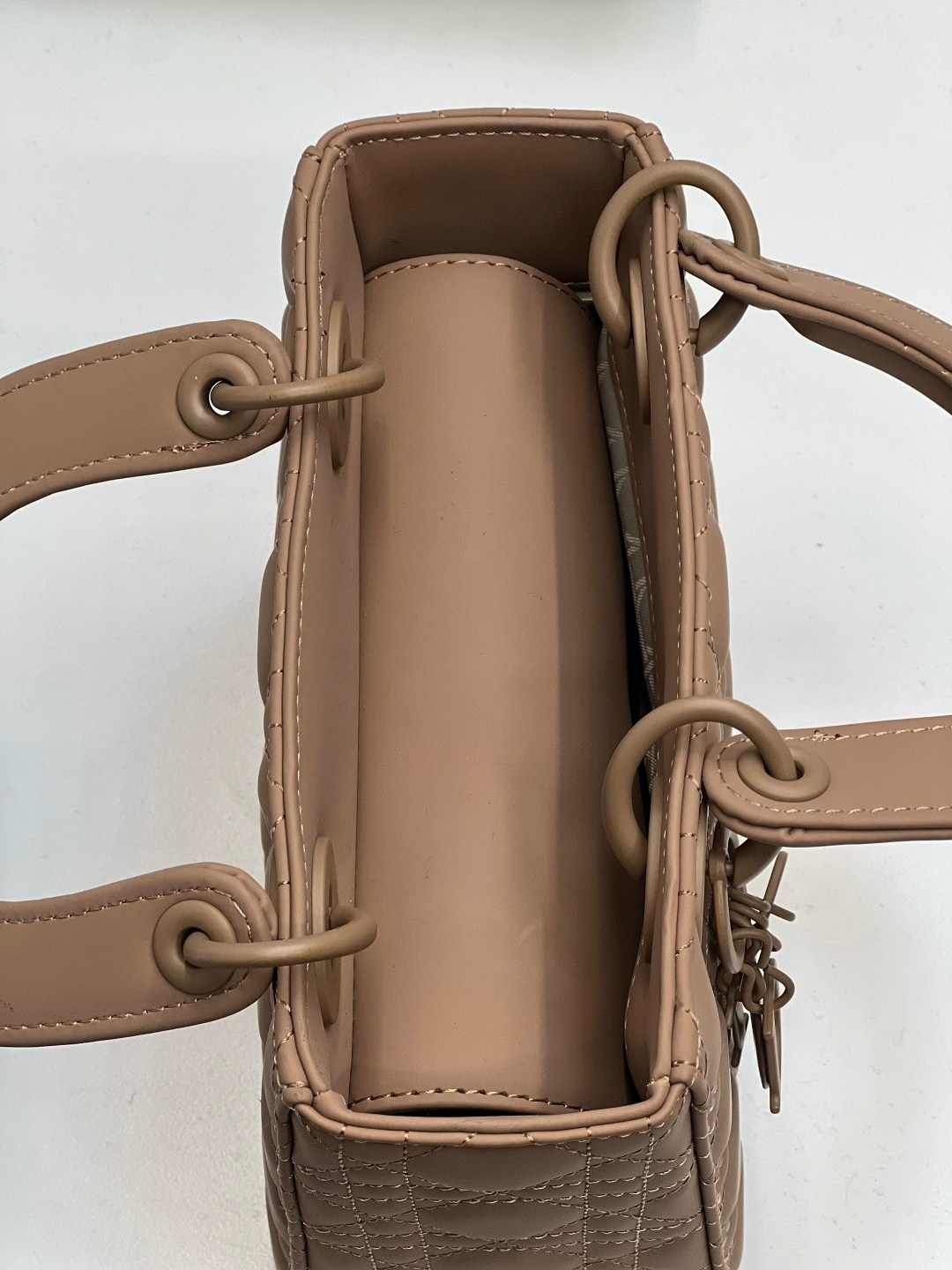 сумка диор,сумка диор зеленая,сумка леди диор,dior сумка,сумочка диор