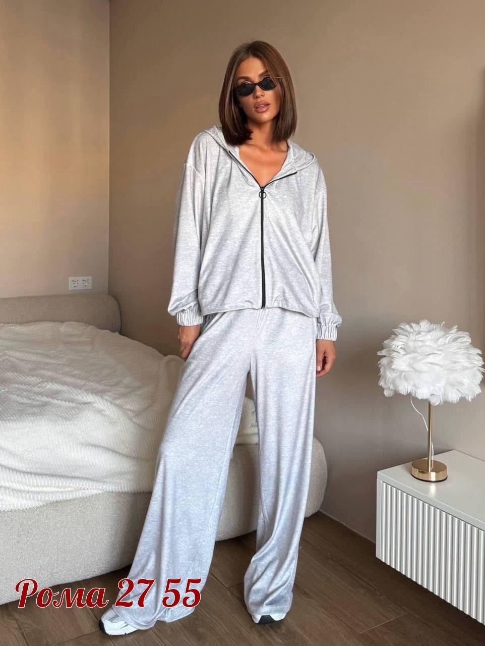 велюровый костюм,велюровый костюм женский,костюм велюровый спортивный,велюровый костюм оверсайз женский,костюм велюровый бархатный с капюшоном и брюками палаццо zakiya shop