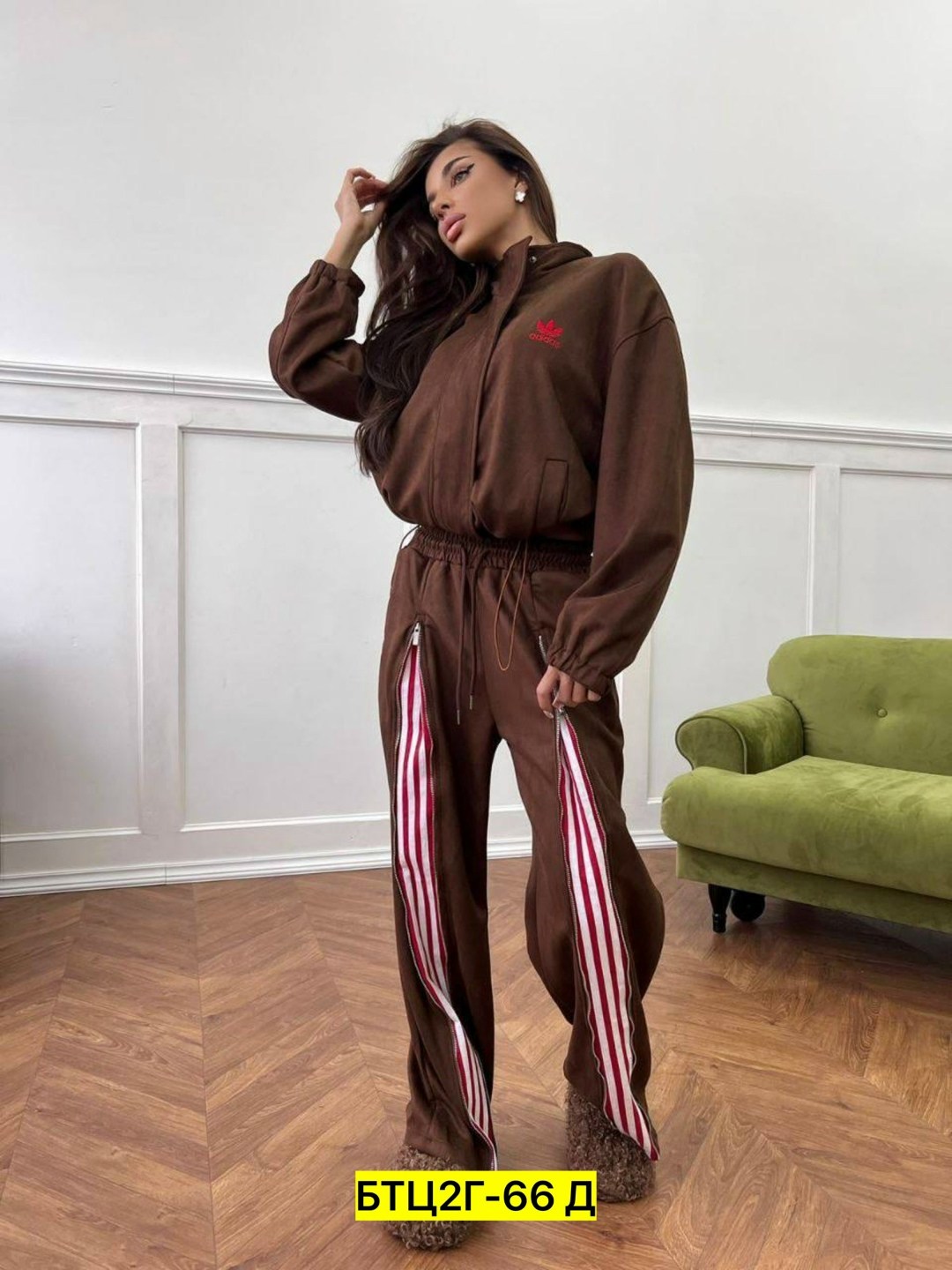 спортивные костюм,костюм женский,спортивный костюм женский,костюм с лампасами,классный костюм