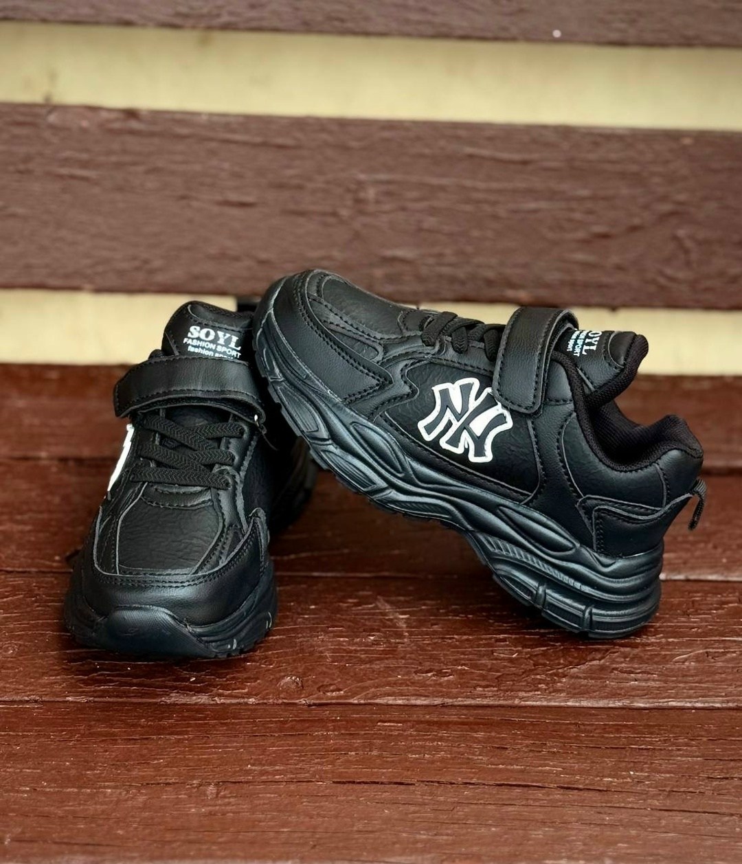 кроссовки мальчику,кроссовки,,кроссовки подростковые,спортивная