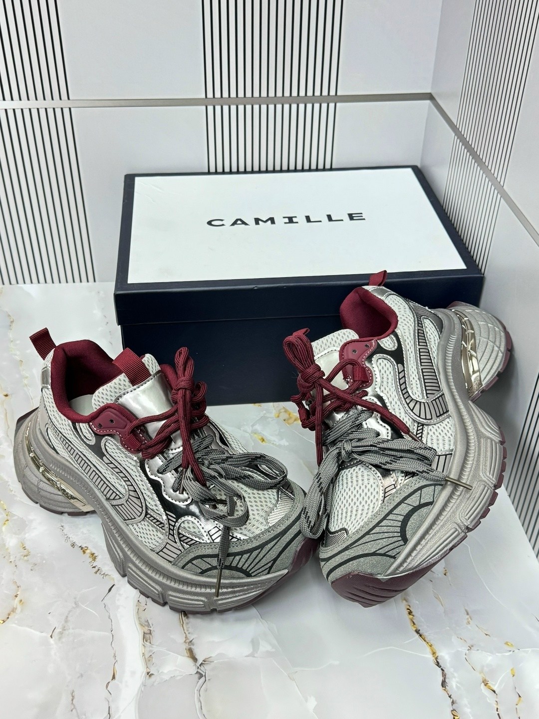 кроссовки женские,женские кроссовки balenciaga,массивные кроссовки женские,модные кроссовки,кроссовки для женщин