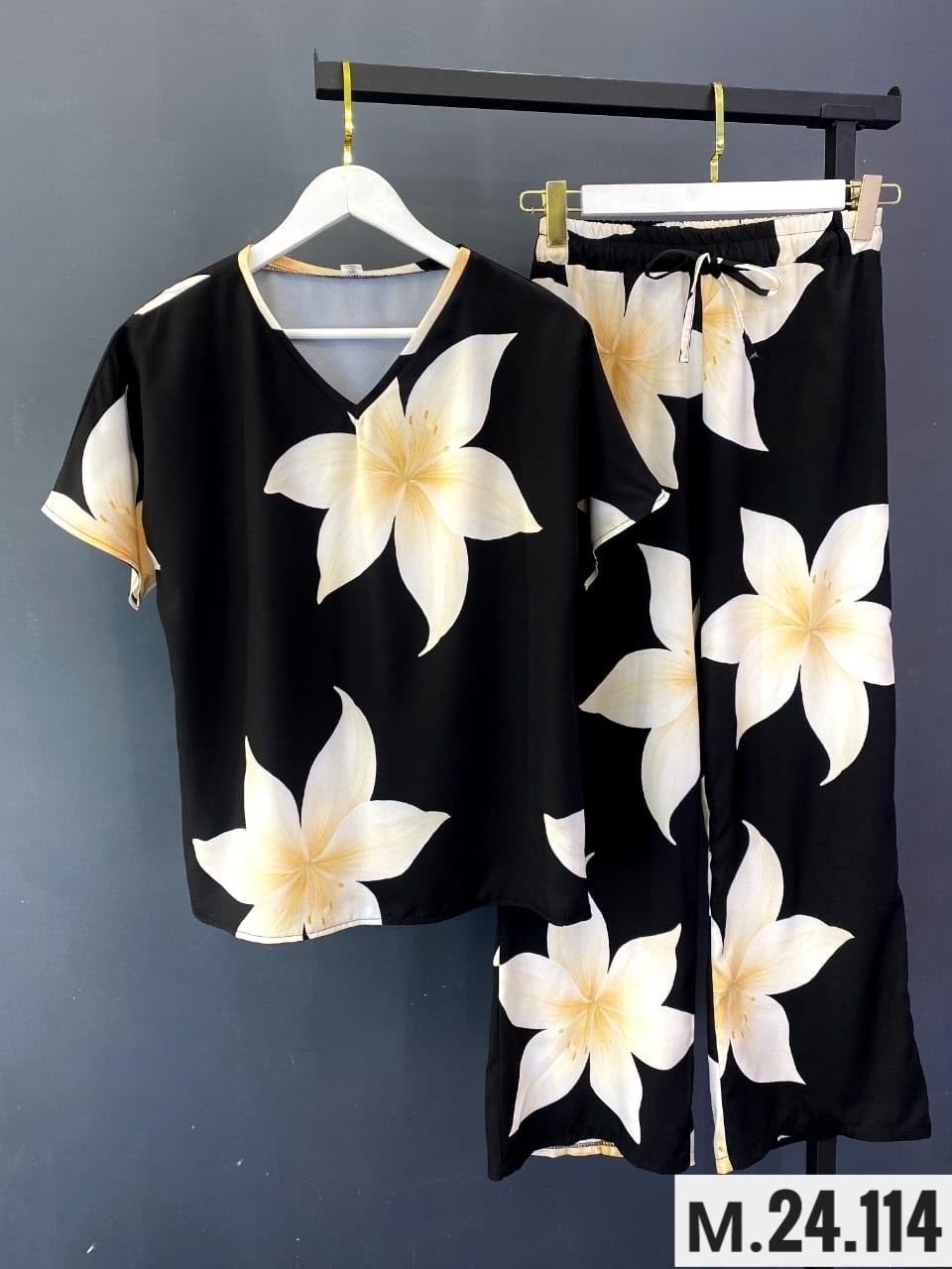 женские костюмы,летний брючный костюм,костюм для женщин,женский костюм двойка,костюм с брюками