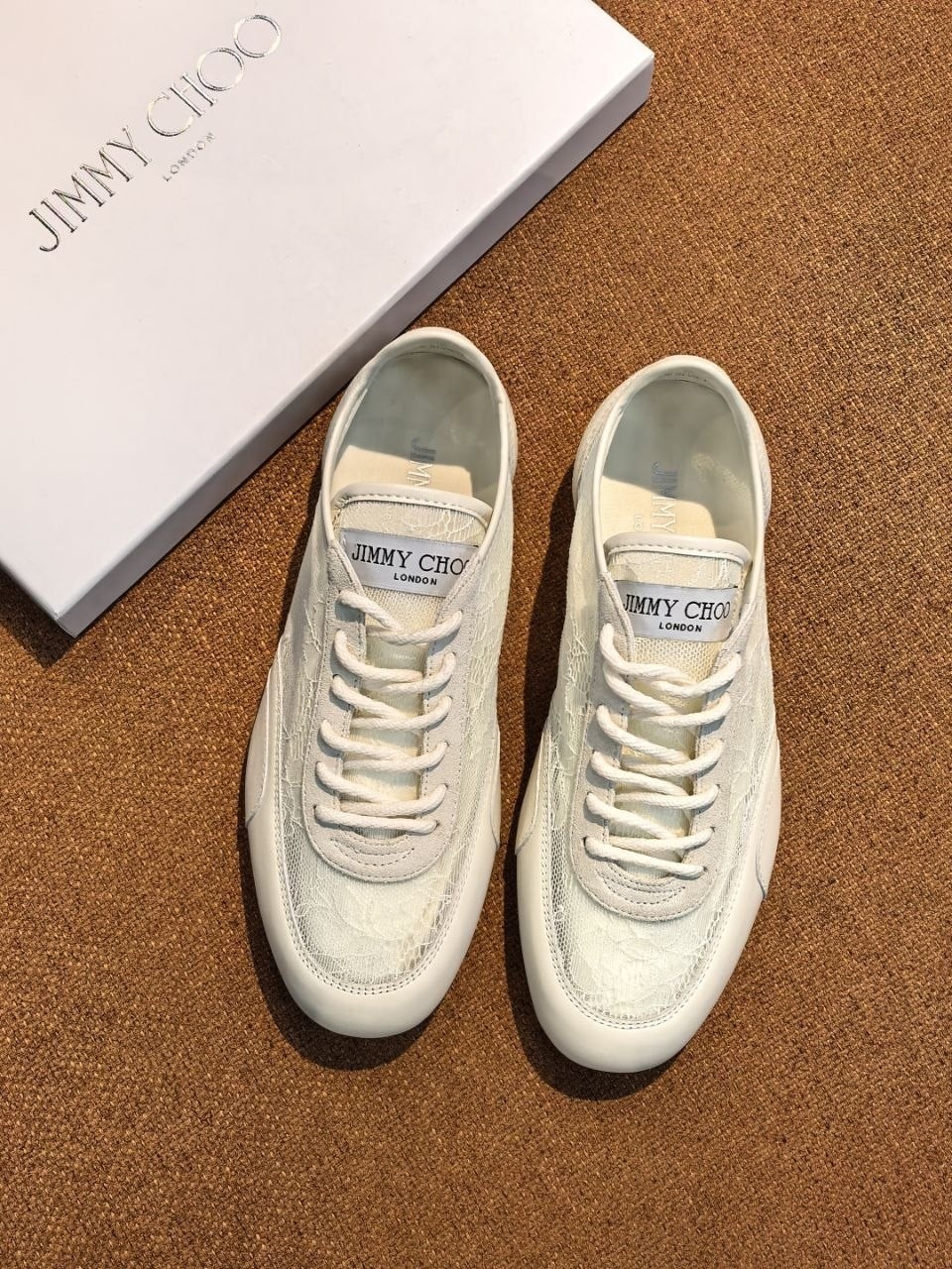 ,brunello cucinelli кроссовки,кроссовки женскиe, женская,модные кроссовки