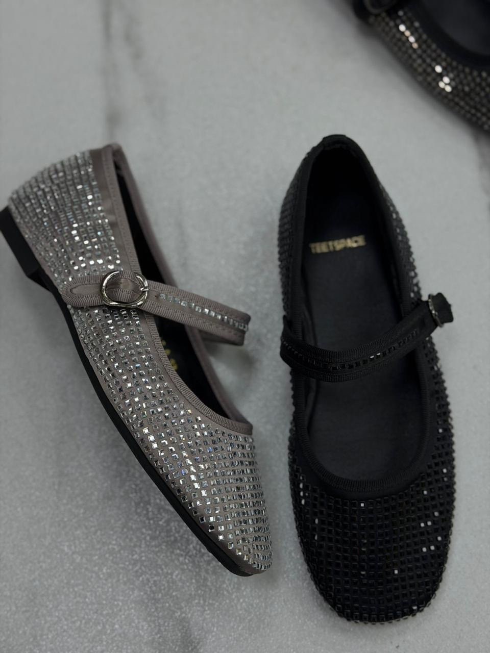 ,черные кожаные балетки с камнями alaia,балетки,балетки женские, женская