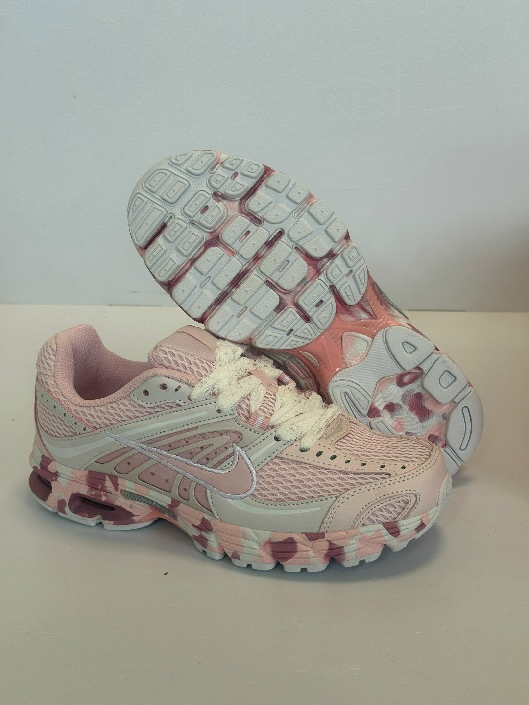 кроссовки женские nike initiator y2k pink,кроссовки женскиe,кроссовки nike,женские кроссовки nike,кроссовки nike initiator розовые