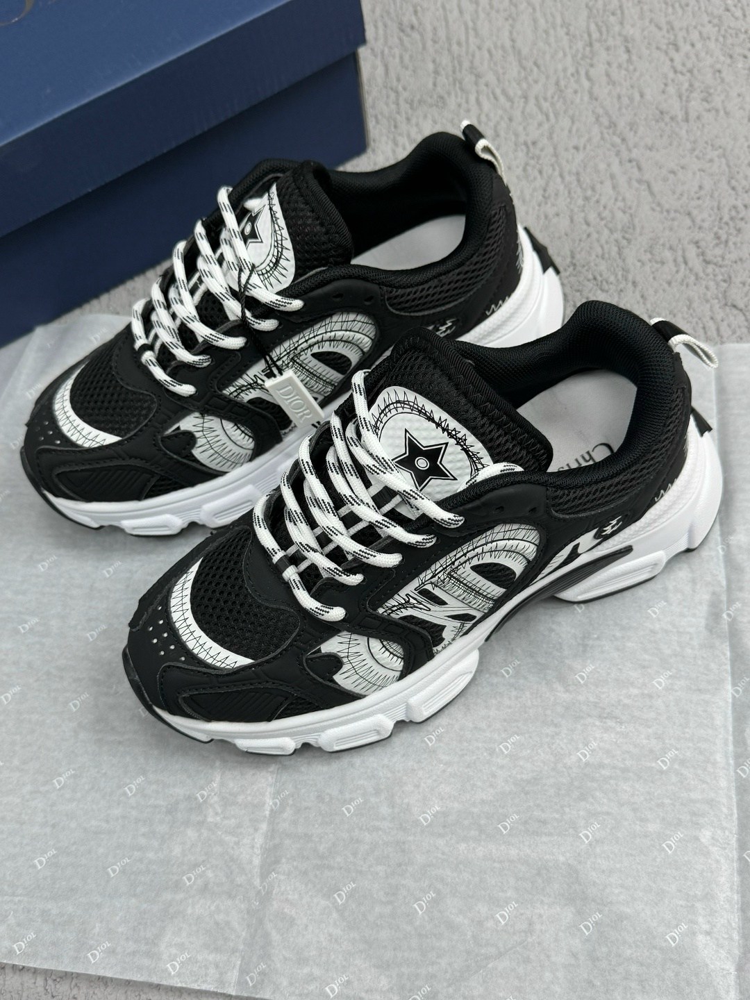 кроссовки dior,кроссовки,кроссовки брендовые,кроссовки christian dior,женские кроссовки