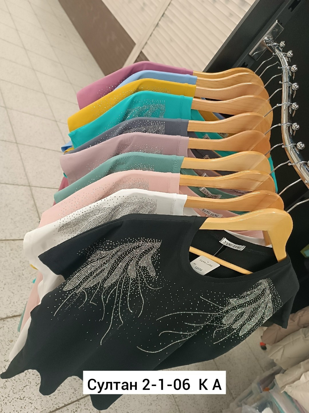 женская футболка,женские футболки со стразами,турецкие футболки женские со стразами,турецкие женские футболки больших размеров,женские футболки больших размеров