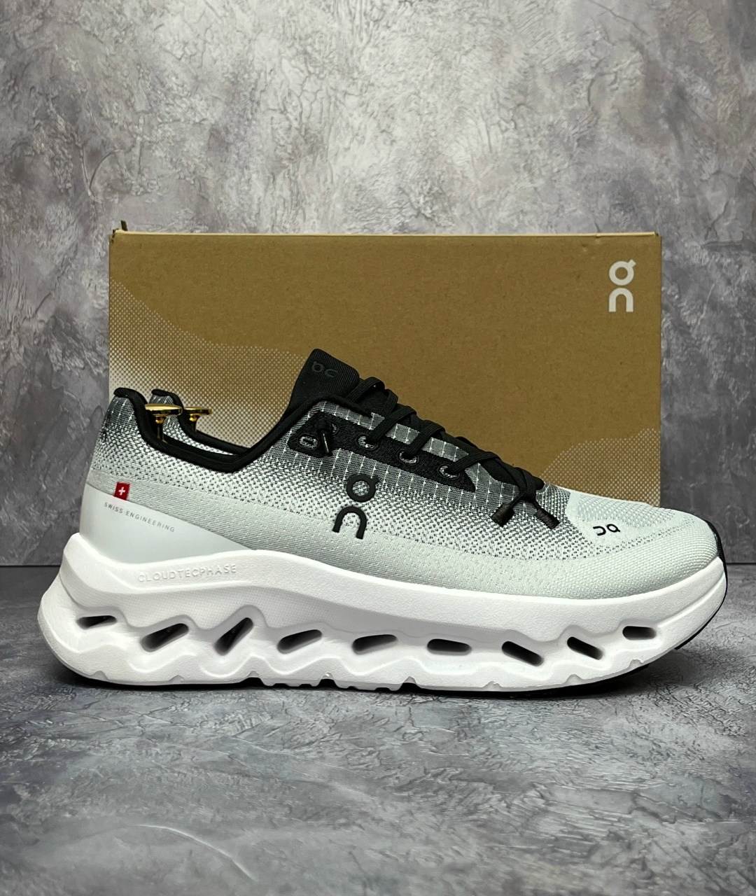 ,кроссовки on cloudtilt черного цвета слоновой кости running, спортивная,кроссовки,кроссовки повседневные