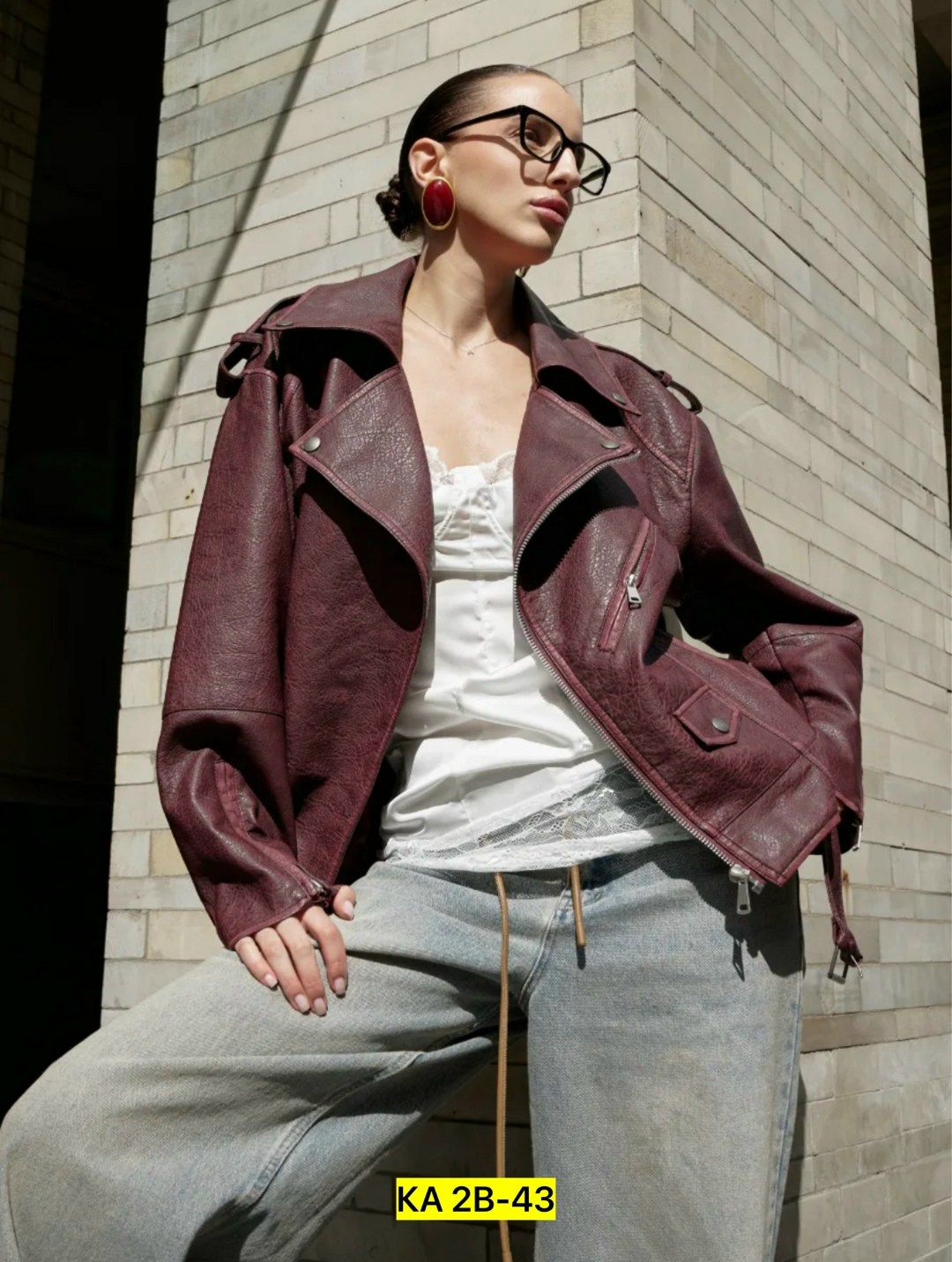 куртка косуха кожаная весенняя оверсайз nataly rik,куртка косуха кожаная осенняя оверсайз nataly rik,куртка косуха женская из натуральной кожи бордовая maslov,бордовая кожаная куртка женская,бордовая