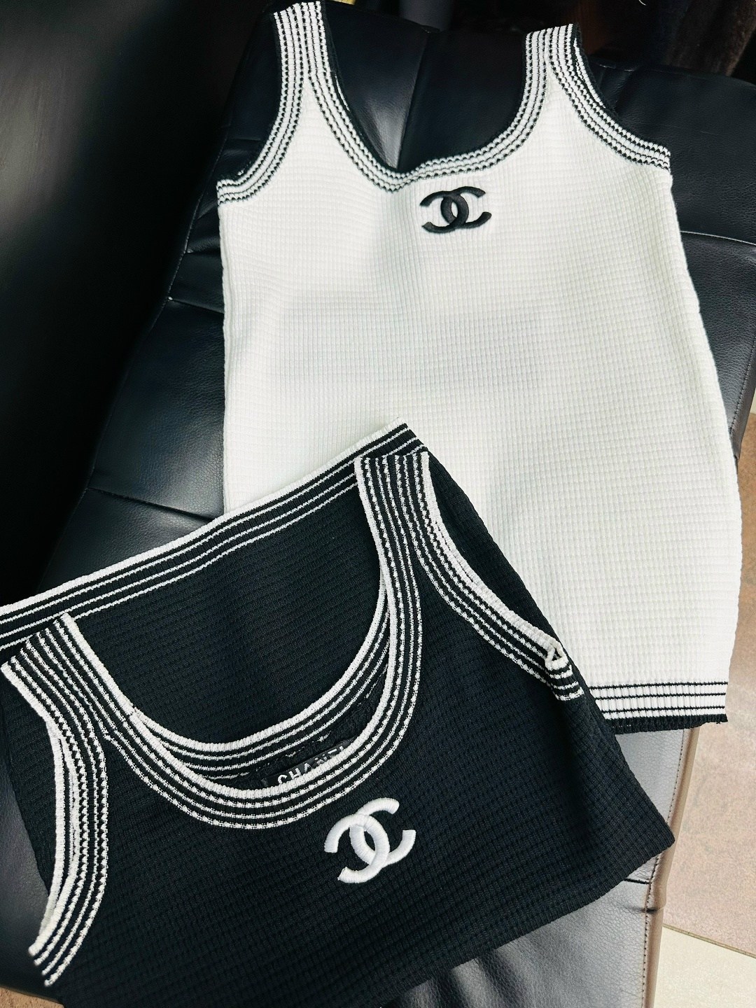 брендовые вещи,майка вязаная,шанель одежда,майка шанель,мода шанель
