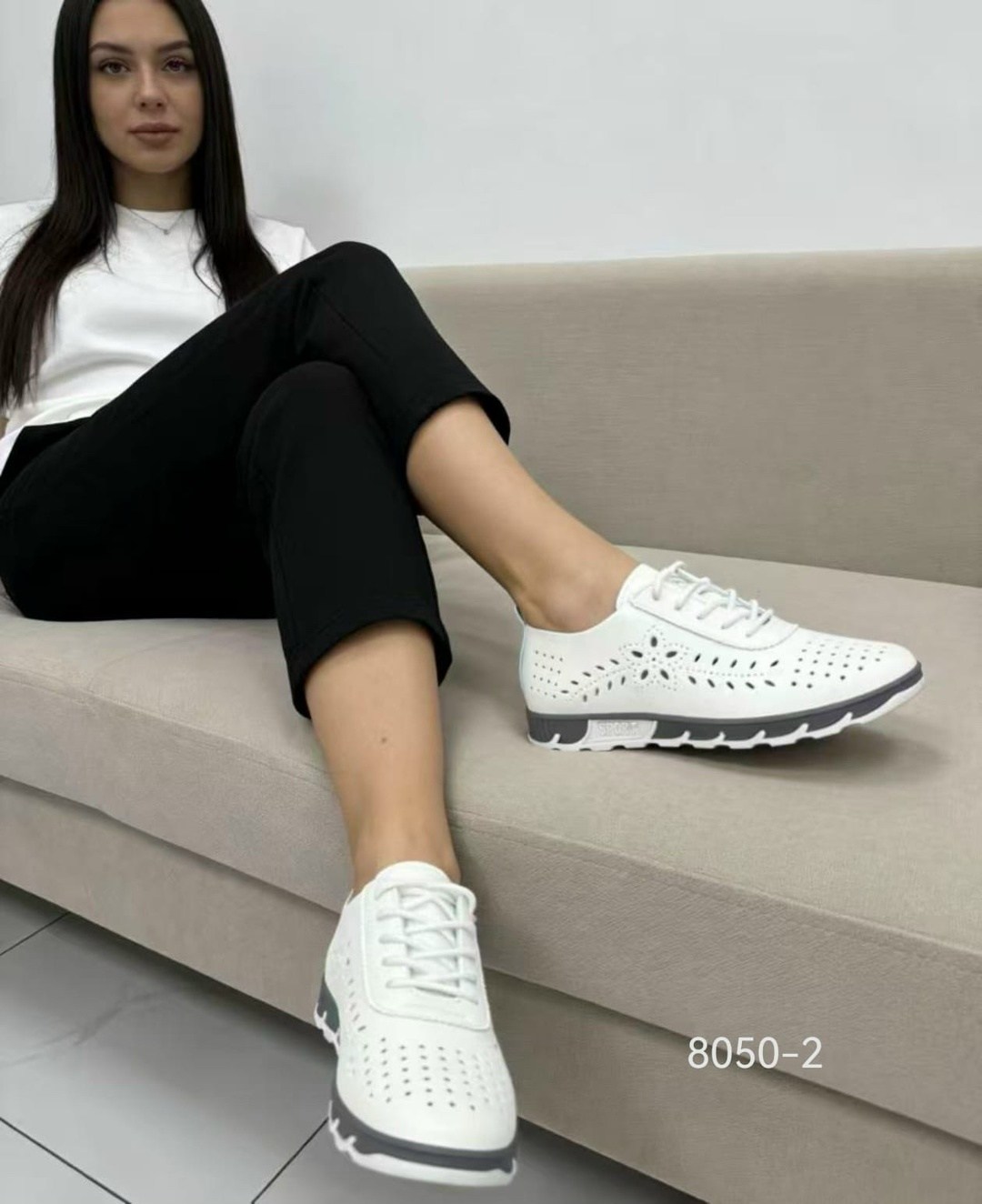 ,женские кроссовки,кроссовки летние с перфорацией,белые кроссовки,белые кроссовки женские