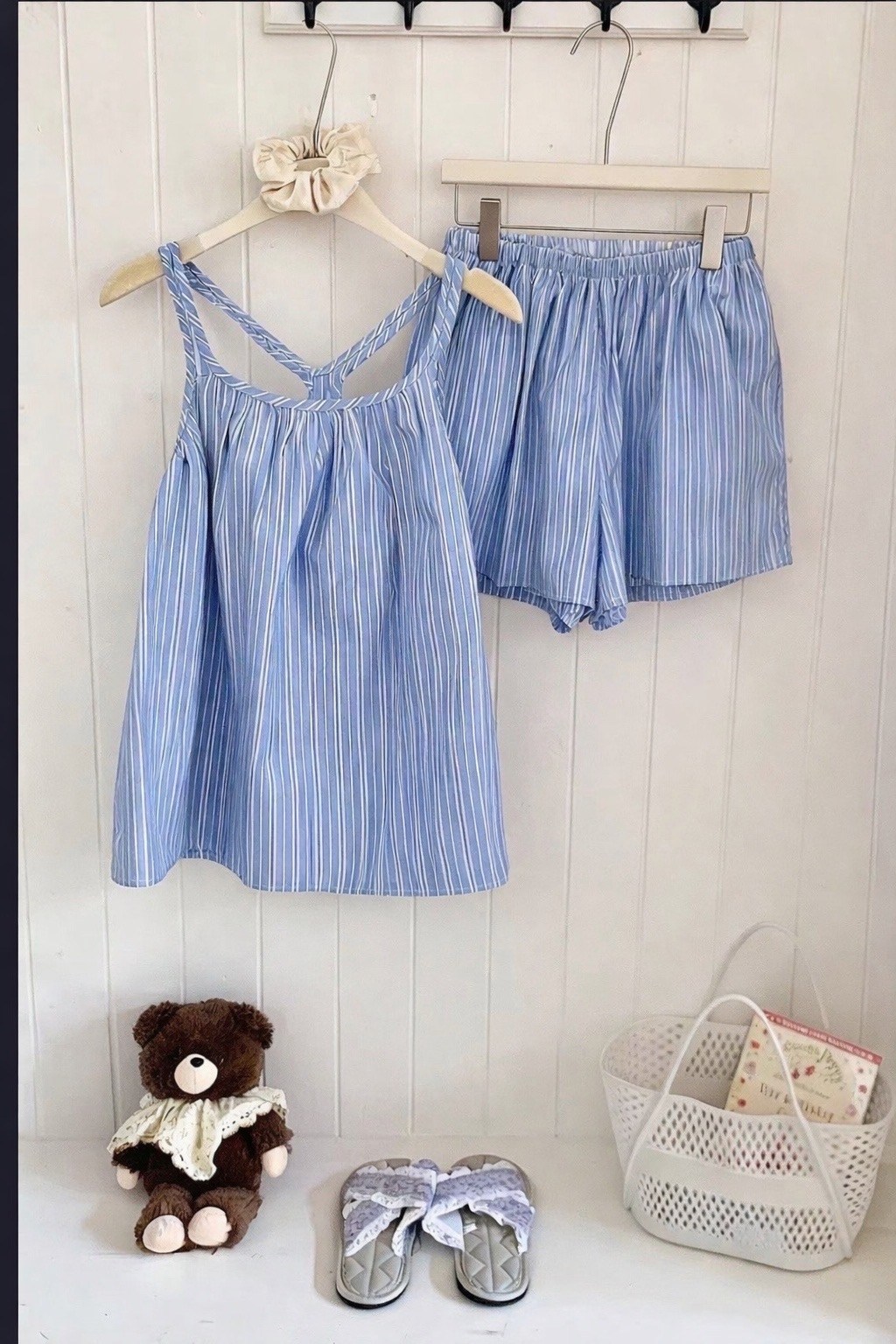 женская кофта,блузка,костюм женский,свитера женские