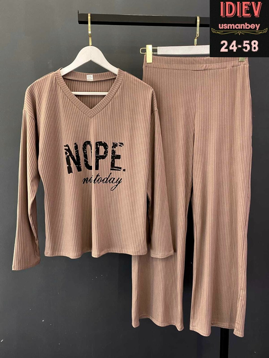 брючный костюм,костюм женский,костюм женский брючный,стильные костюмы,костюм трикотажный женский