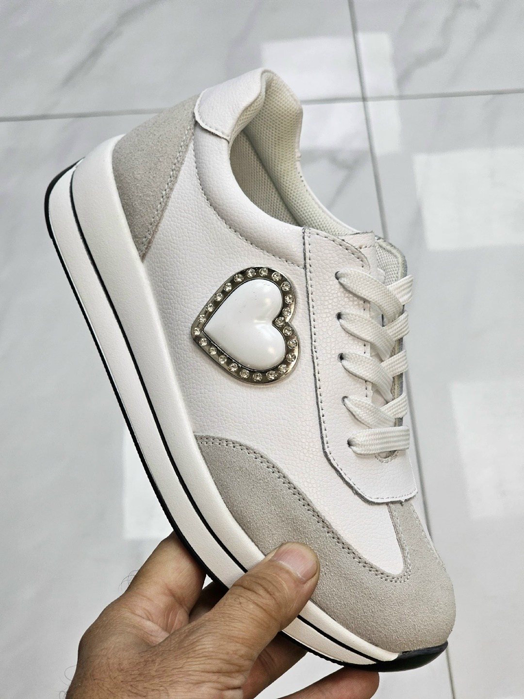 ,кроссовки gucci,женские кроссовки,кроссовки гуччи серых,кеды гуччи серые