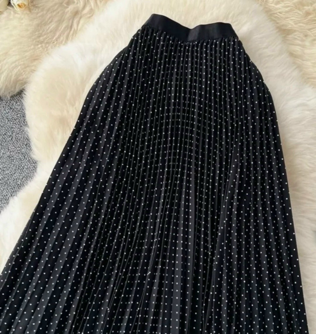 юбка женская плиссированная,женская юбка в горошек,юбка в горошек,плиссированная юбка в горошек,черная юбка в горошек