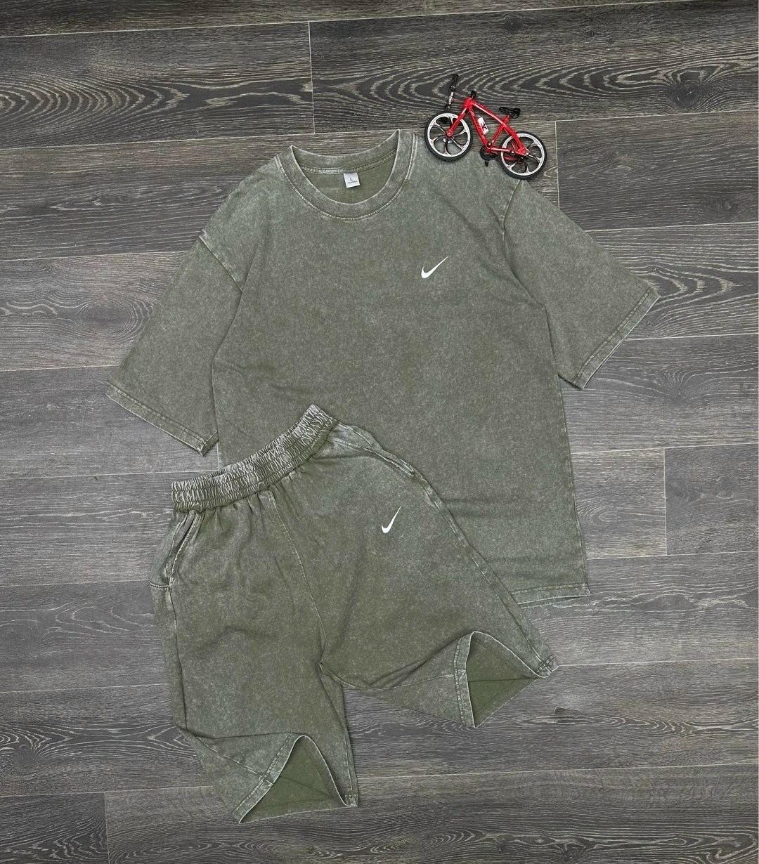 спортивный костюм с футболкой и шортами,спортивные костюм с шортами,костюм спортивный мужской,костюм летний с шортами и футболкой спортивный,спортивные костюмы nike