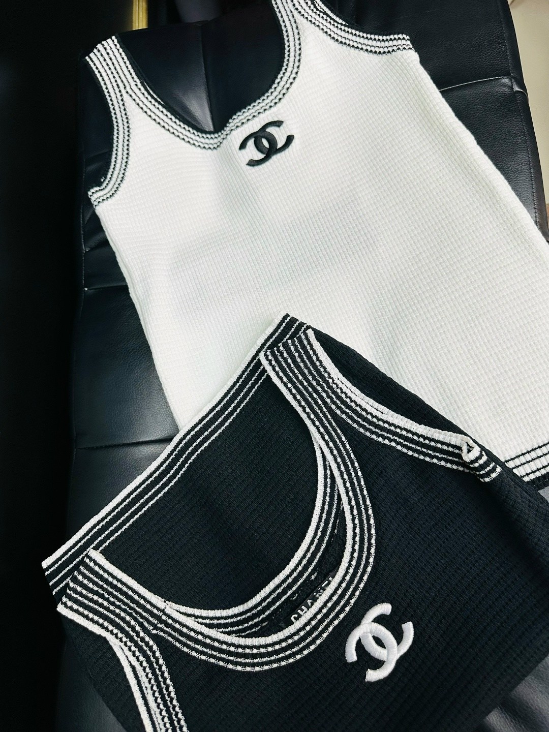 брендовые вещи,майка вязаная,шанель одежда,майка шанель,мода шанель