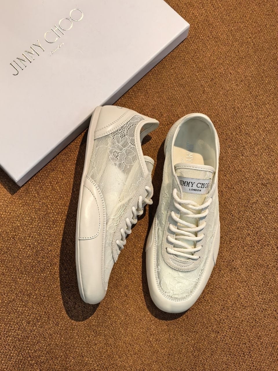 ,brunello cucinelli кроссовки,кроссовки женскиe, женская,модные кроссовки