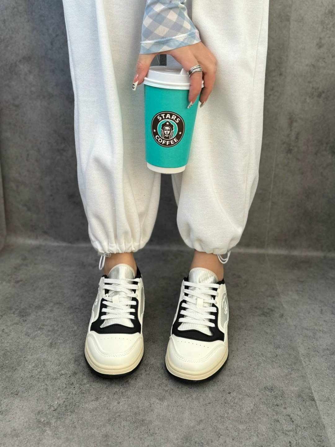 кроссовки женские chanel,,chanel кроссовки,женские кроссовки,женские кожаные белые кроссовки chanel